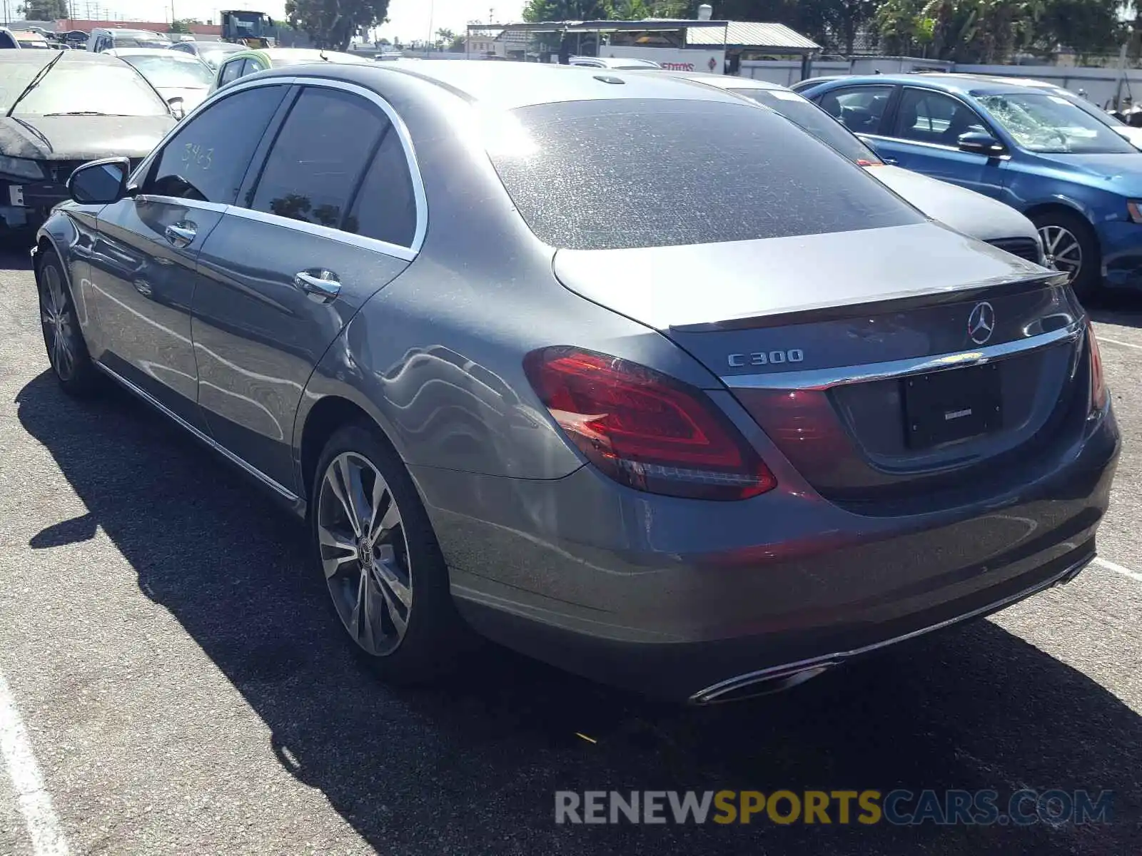 3 Photograph of a damaged car 55SWF8DB4KU298199 MERCEDES-BENZ C CLASS 2019