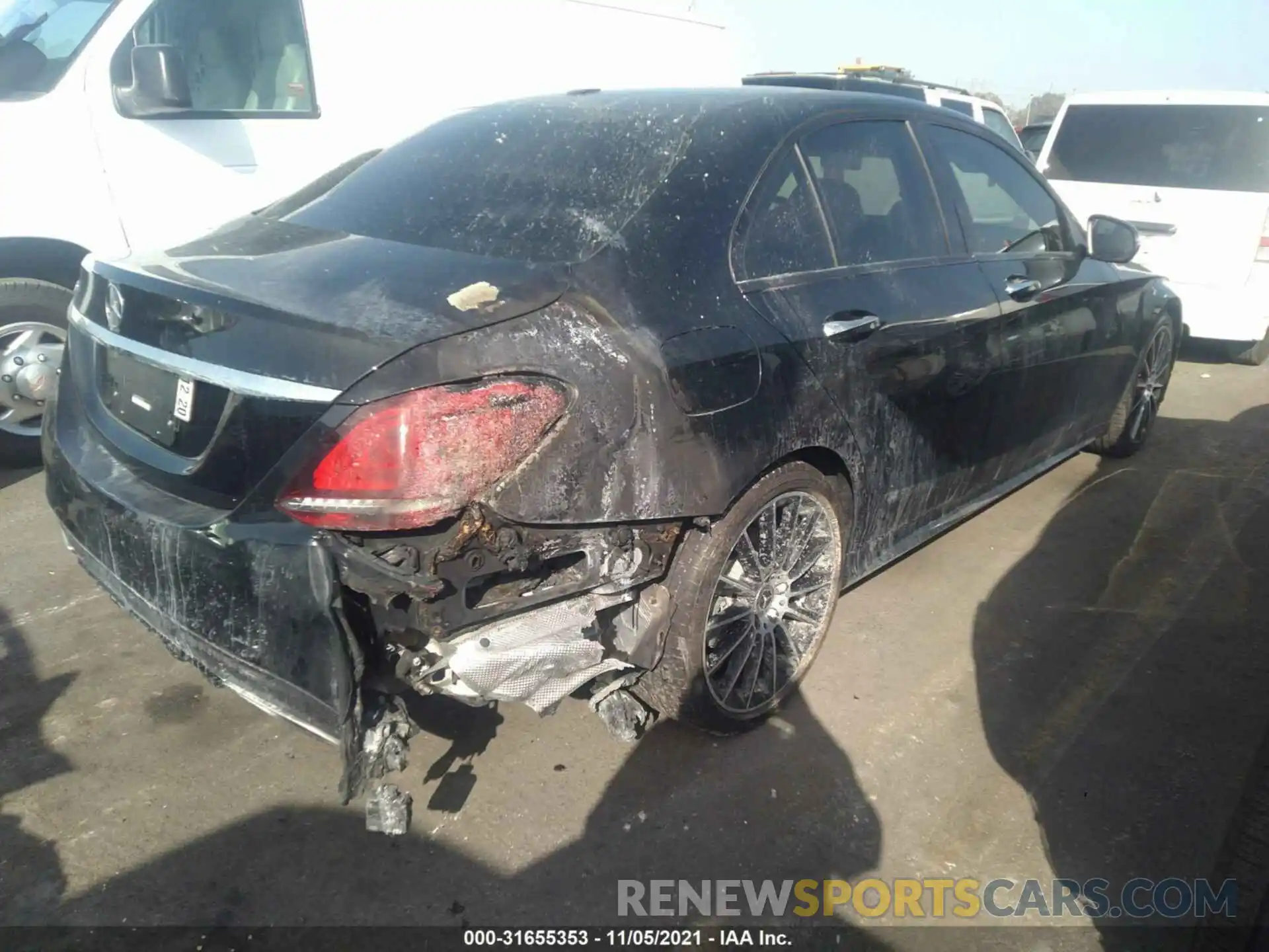 4 Photograph of a damaged car 55SWF8DB4KU298235 MERCEDES-BENZ C-CLASS 2019