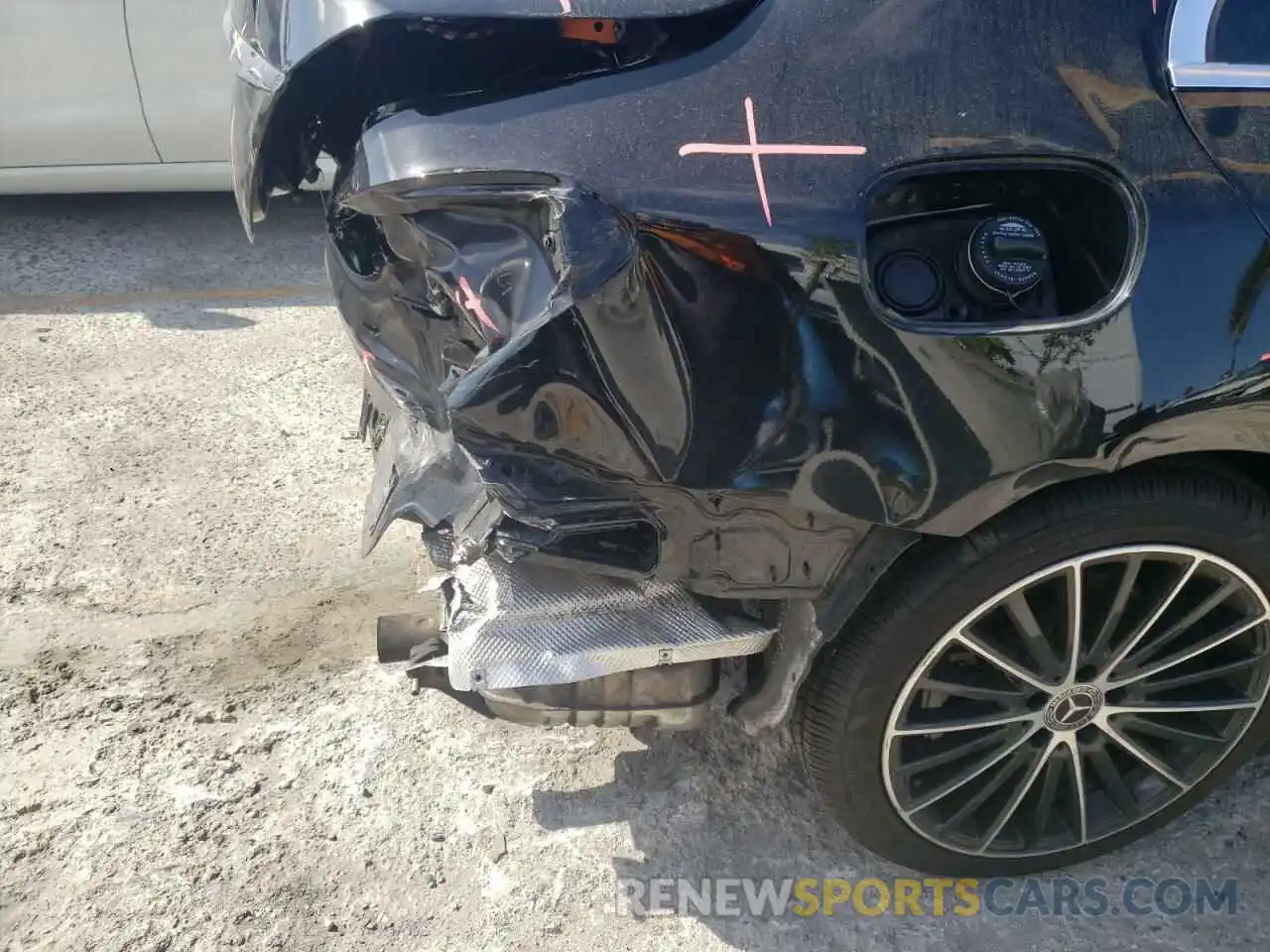 9 Photograph of a damaged car 55SWF8DB4KU299837 MERCEDES-BENZ C-CLASS 2019