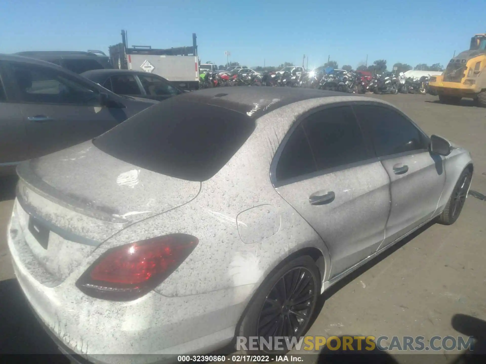 4 Photograph of a damaged car 55SWF8DB4KU315423 MERCEDES-BENZ C-CLASS 2019