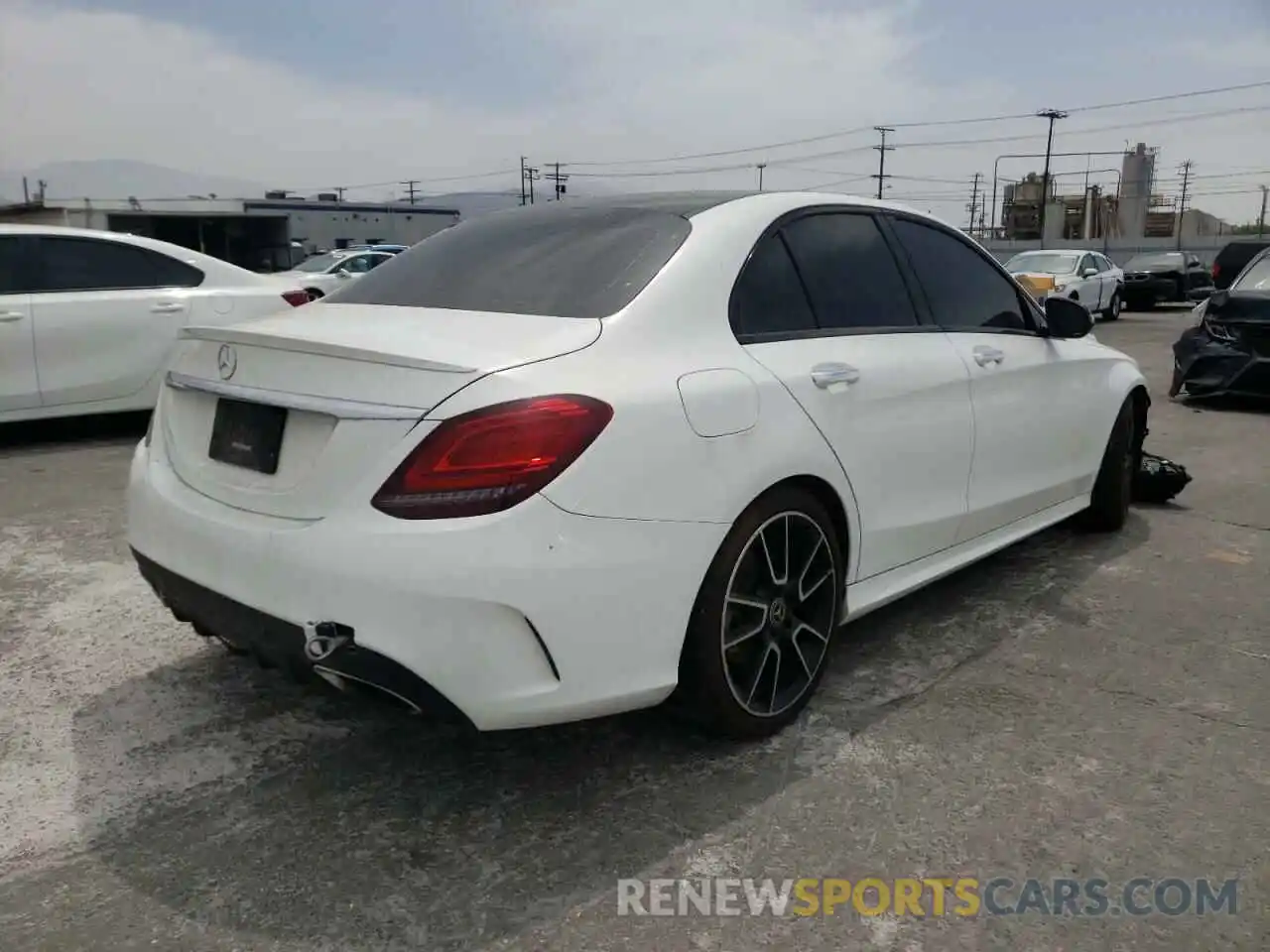 4 Photograph of a damaged car 55SWF8DB4KU318337 MERCEDES-BENZ C-CLASS 2019