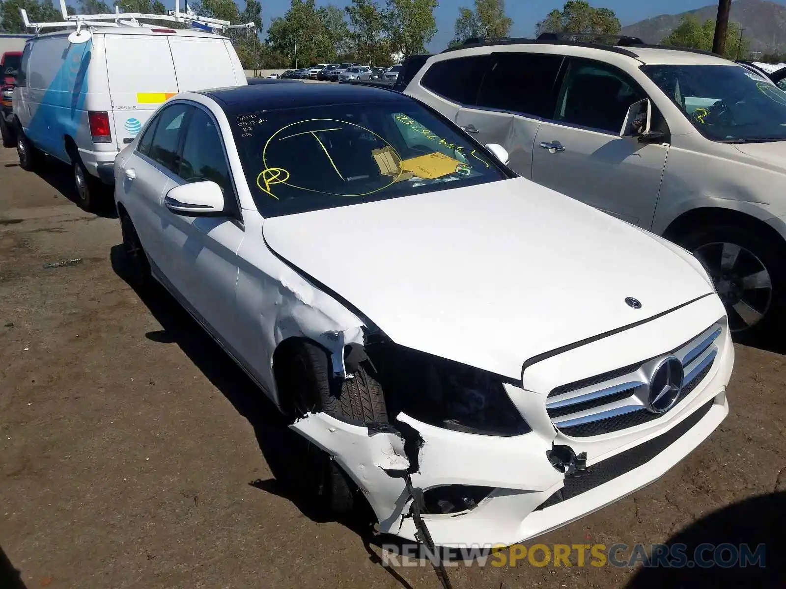 1 Photograph of a damaged car 55SWF8DB4KU319732 MERCEDES-BENZ C CLASS 2019