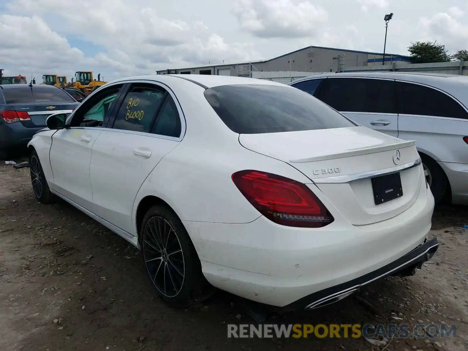 3 Photograph of a damaged car 55SWF8DB4KU320458 MERCEDES-BENZ C CLASS 2019