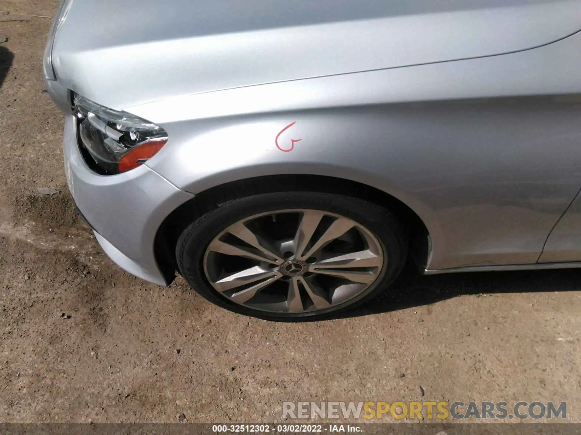 11 Photograph of a damaged car 55SWF8DB4KU322176 MERCEDES-BENZ C-CLASS 2019