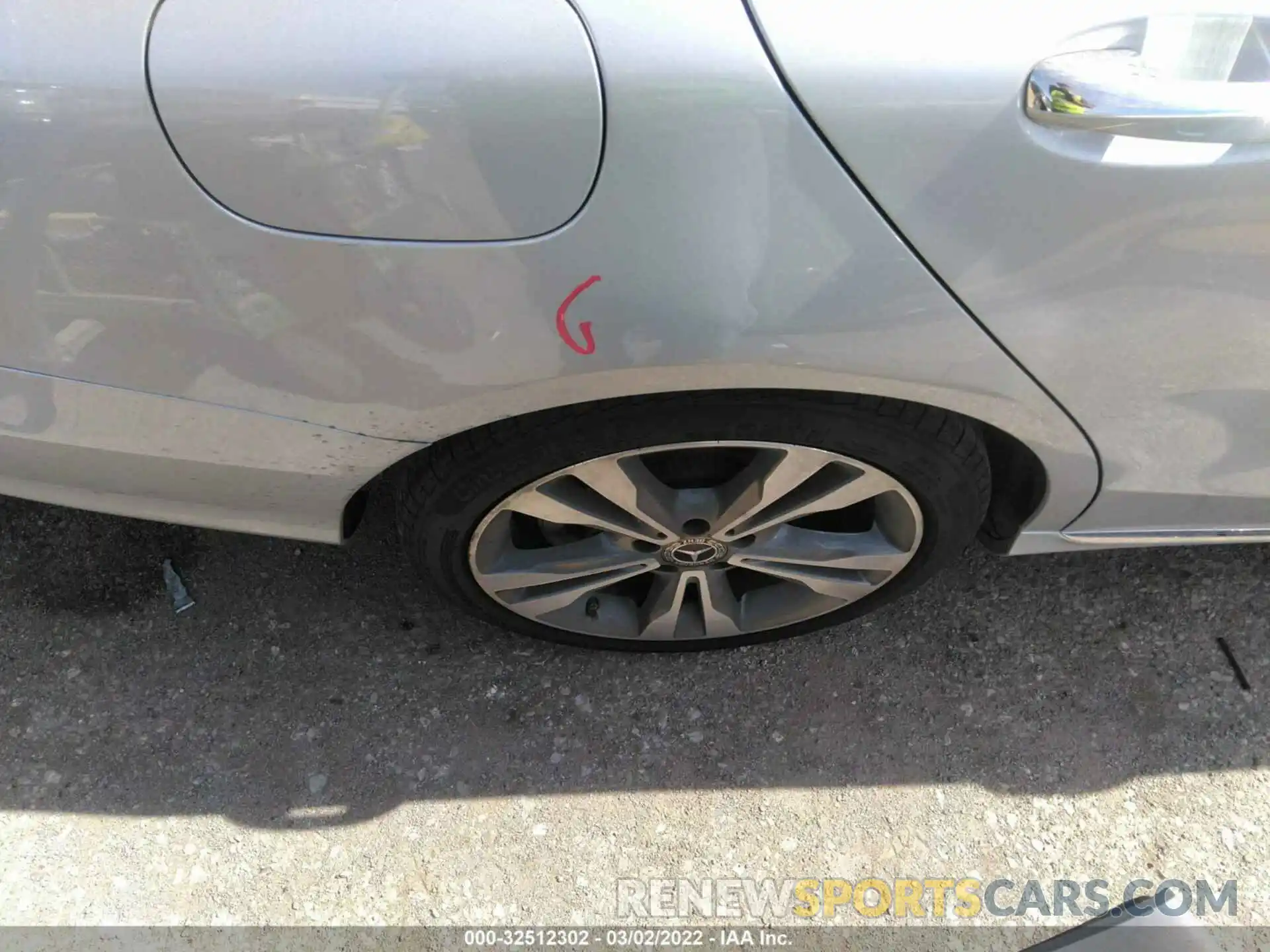 14 Photograph of a damaged car 55SWF8DB4KU322176 MERCEDES-BENZ C-CLASS 2019