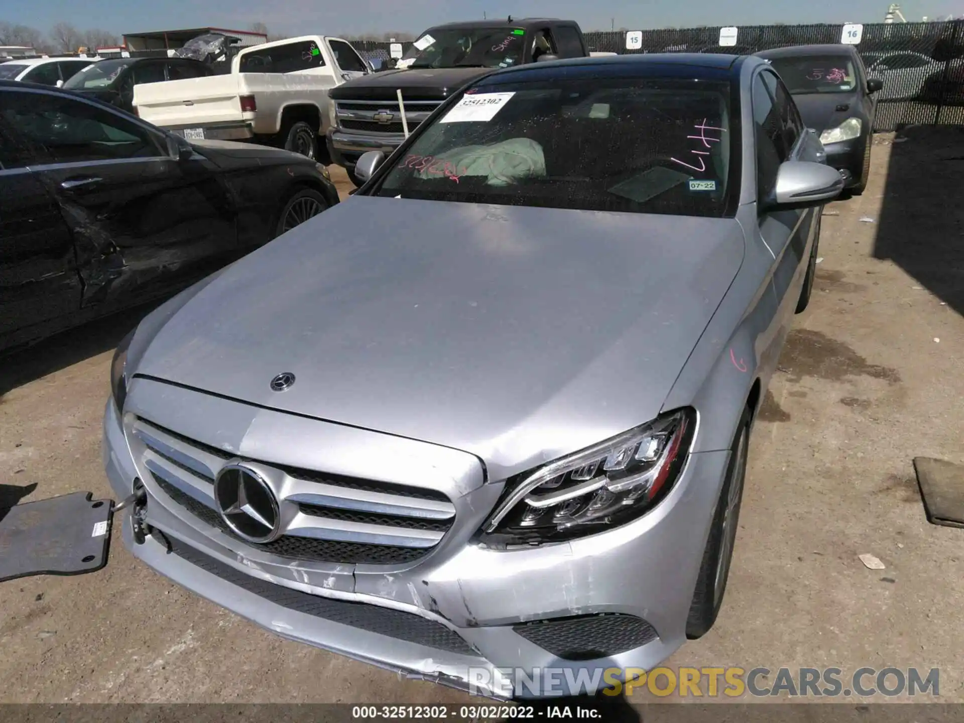 5 Photograph of a damaged car 55SWF8DB4KU322176 MERCEDES-BENZ C-CLASS 2019