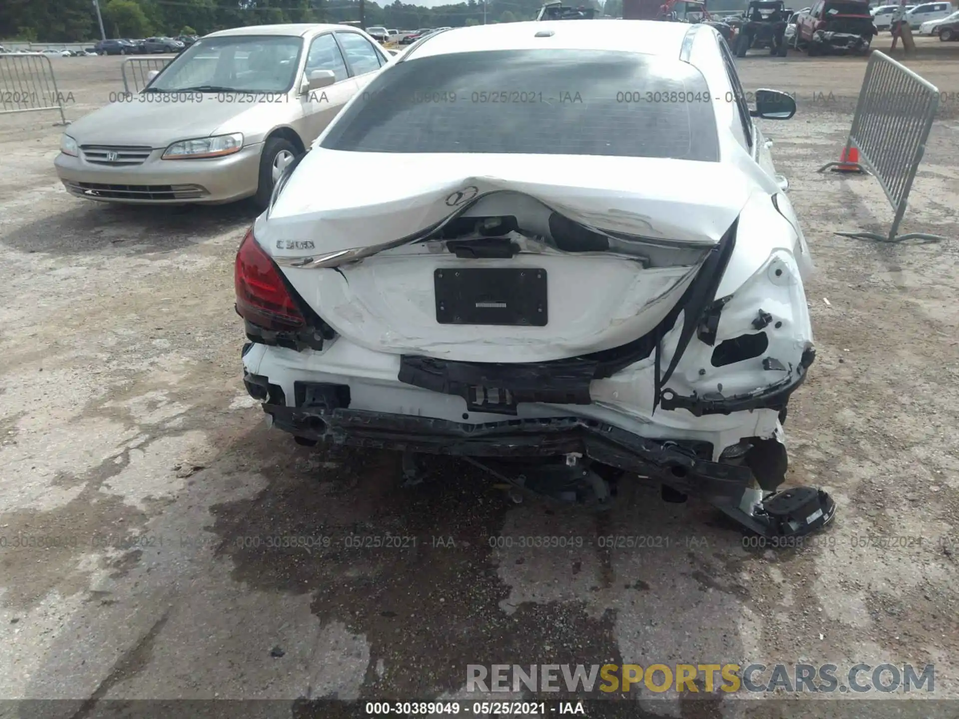 6 Photograph of a damaged car 55SWF8DB5KU294100 MERCEDES-BENZ C-CLASS 2019