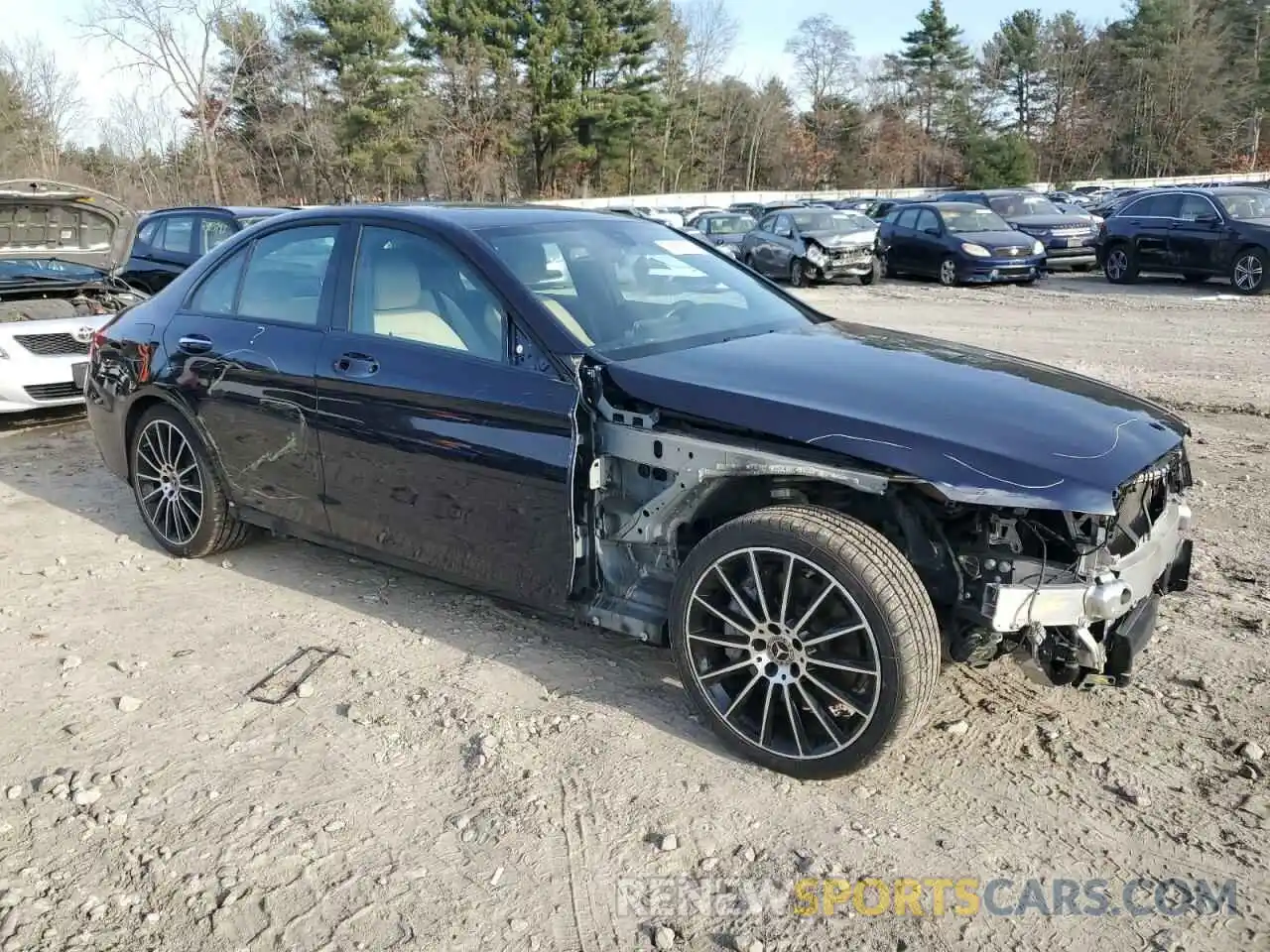 4 Photograph of a damaged car 55SWF8DB5KU297837 MERCEDES-BENZ C-CLASS 2019