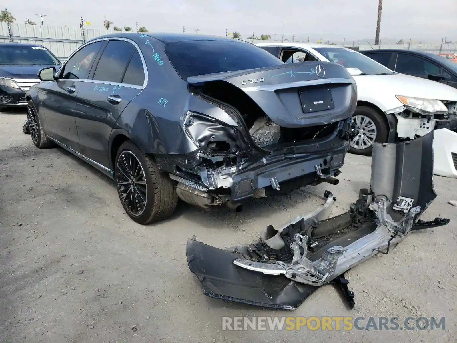 3 Photograph of a damaged car 55SWF8DB5KU297899 MERCEDES-BENZ C CLASS 2019