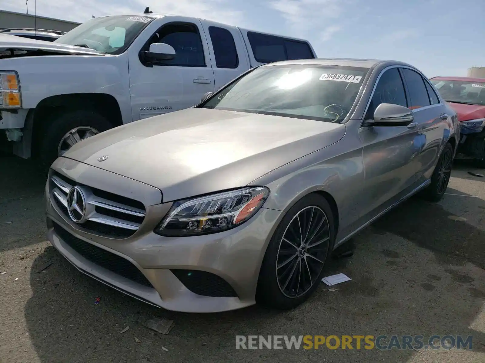 2 Photograph of a damaged car 55SWF8DB5KU301305 MERCEDES-BENZ C CLASS 2019