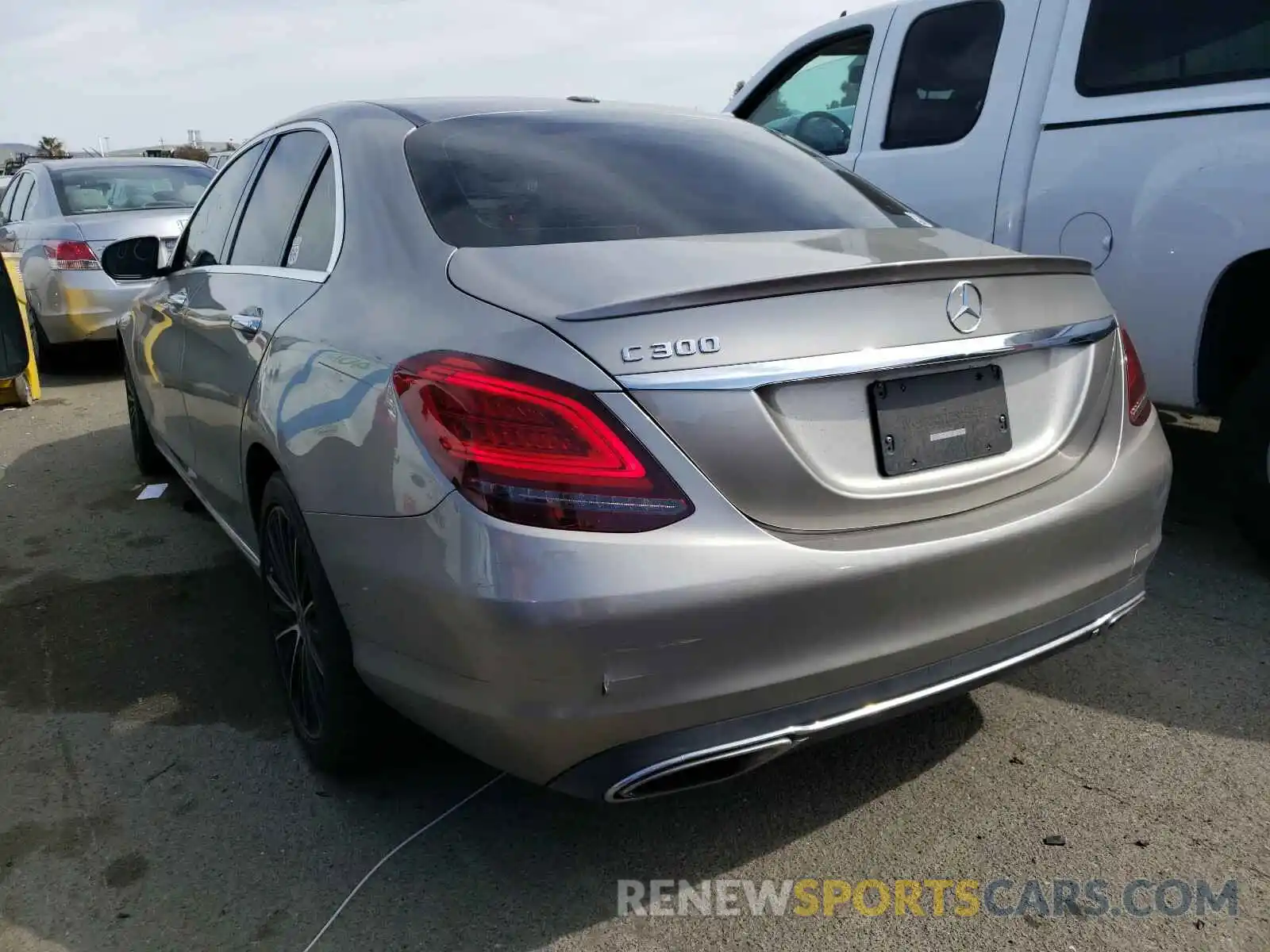 3 Photograph of a damaged car 55SWF8DB5KU301305 MERCEDES-BENZ C CLASS 2019