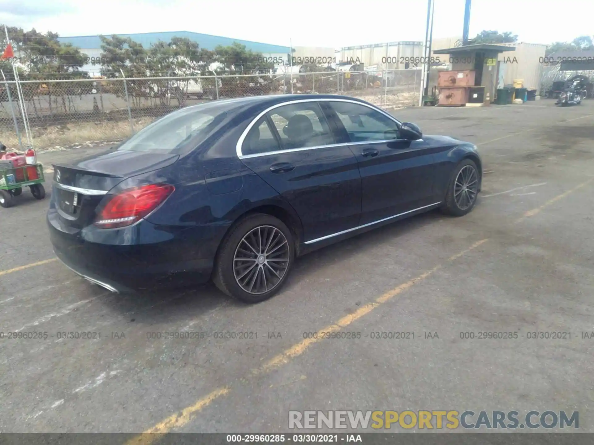 4 Photograph of a damaged car 55SWF8DB5KU303362 MERCEDES-BENZ C-CLASS 2019