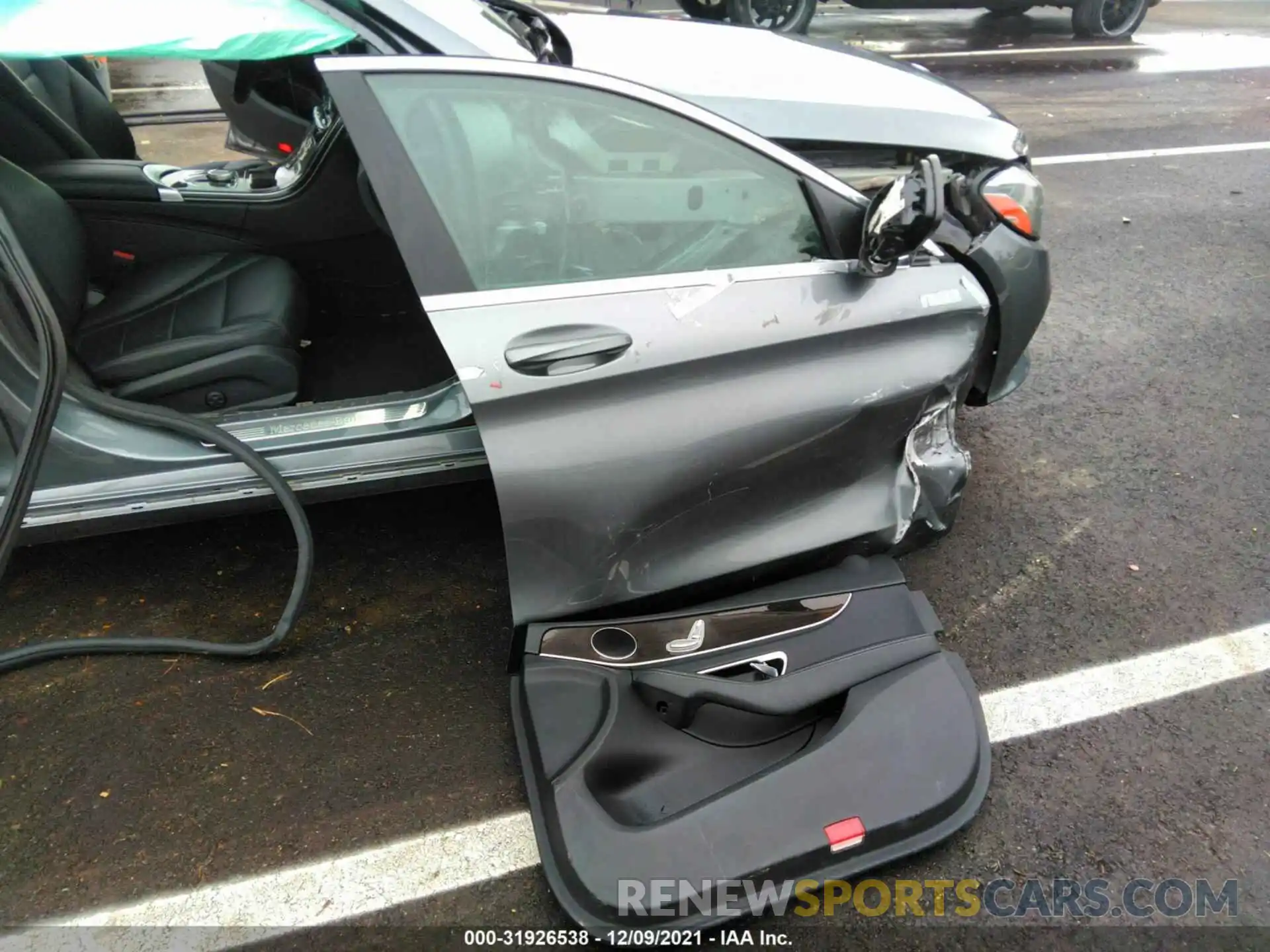 12 Photograph of a damaged car 55SWF8DB5KU311767 MERCEDES-BENZ C-CLASS 2019