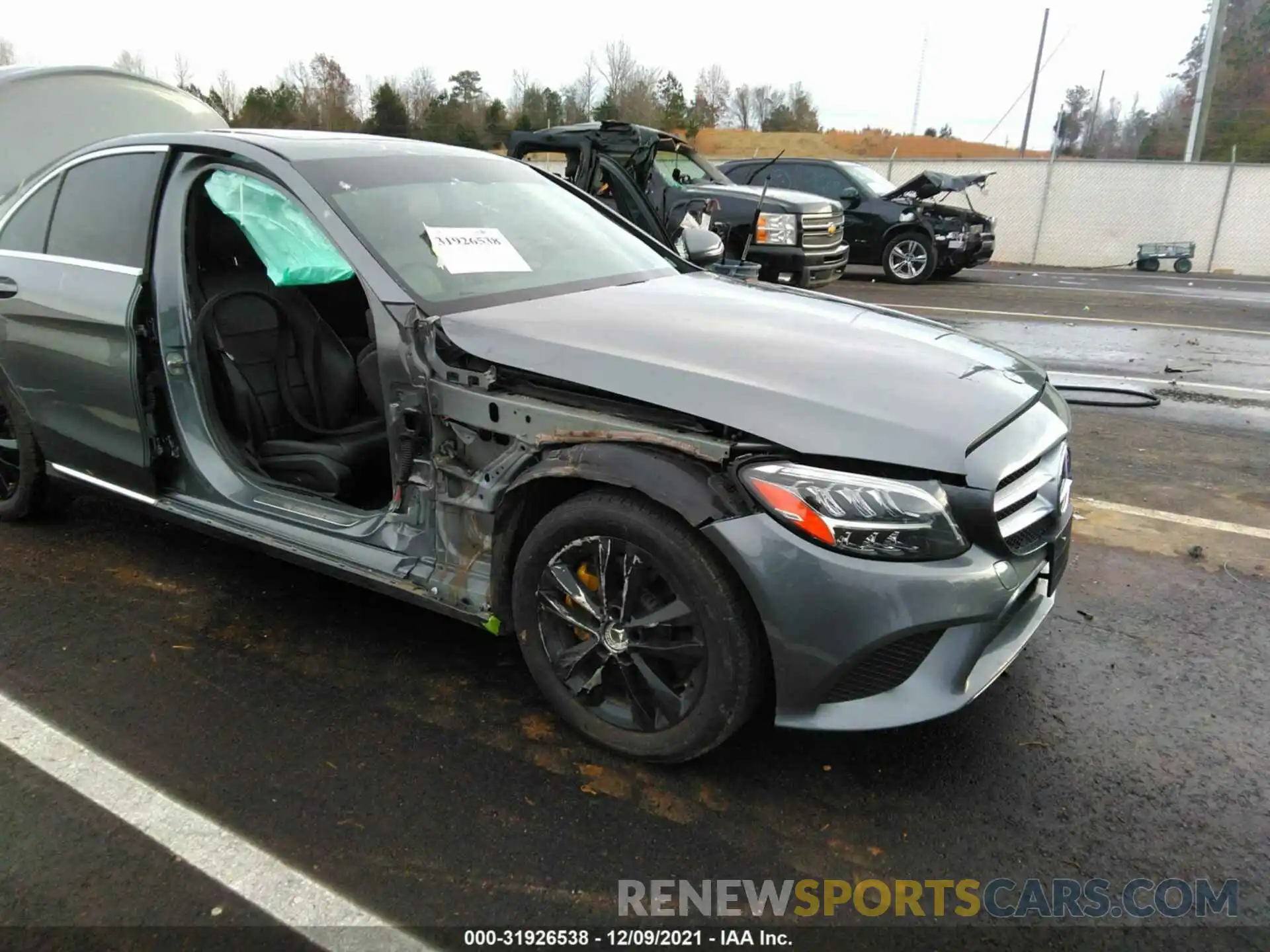 6 Photograph of a damaged car 55SWF8DB5KU311767 MERCEDES-BENZ C-CLASS 2019