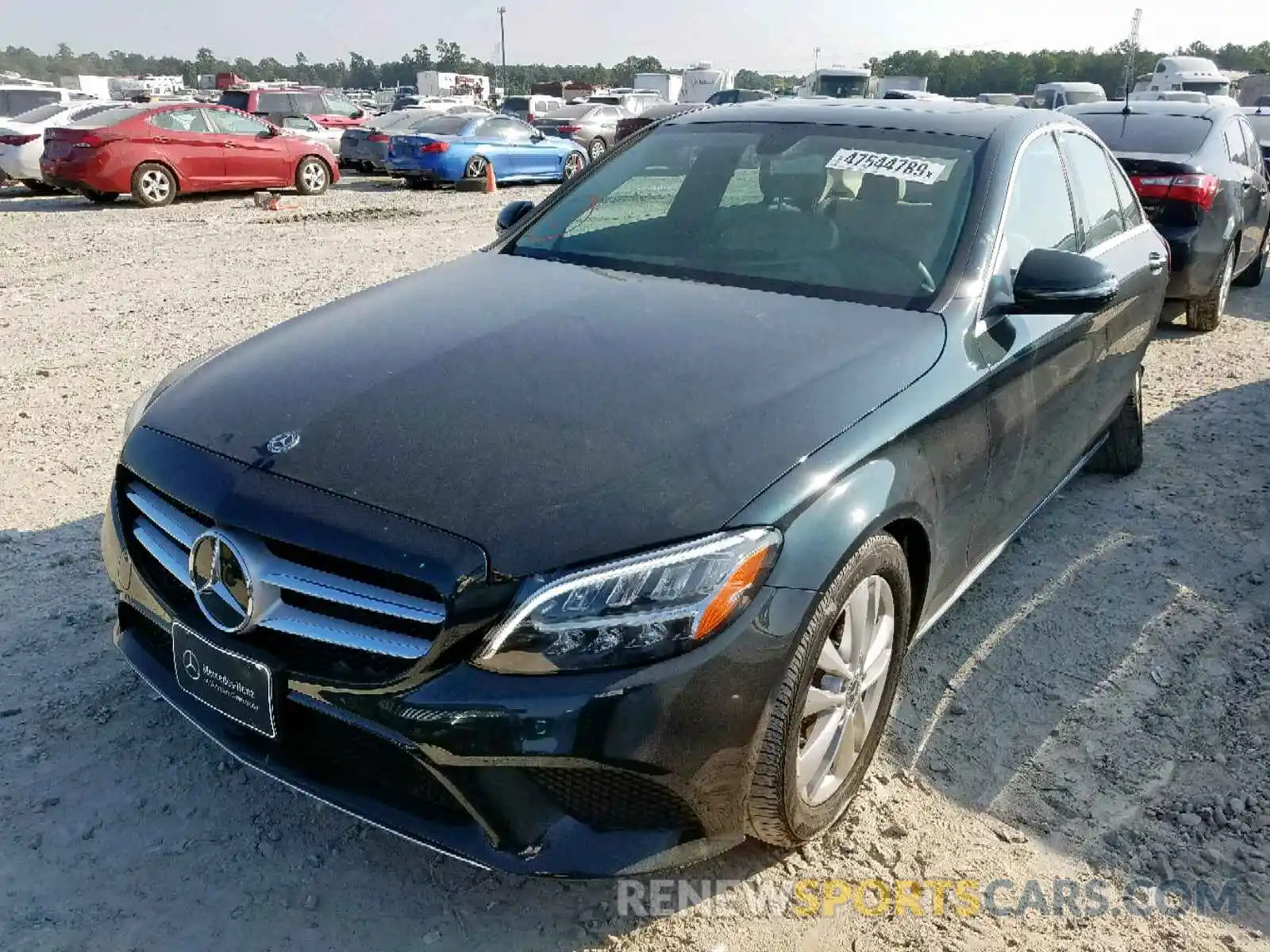 2 Photograph of a damaged car 55SWF8DB5KU312370 MERCEDES-BENZ C CLASS 2019