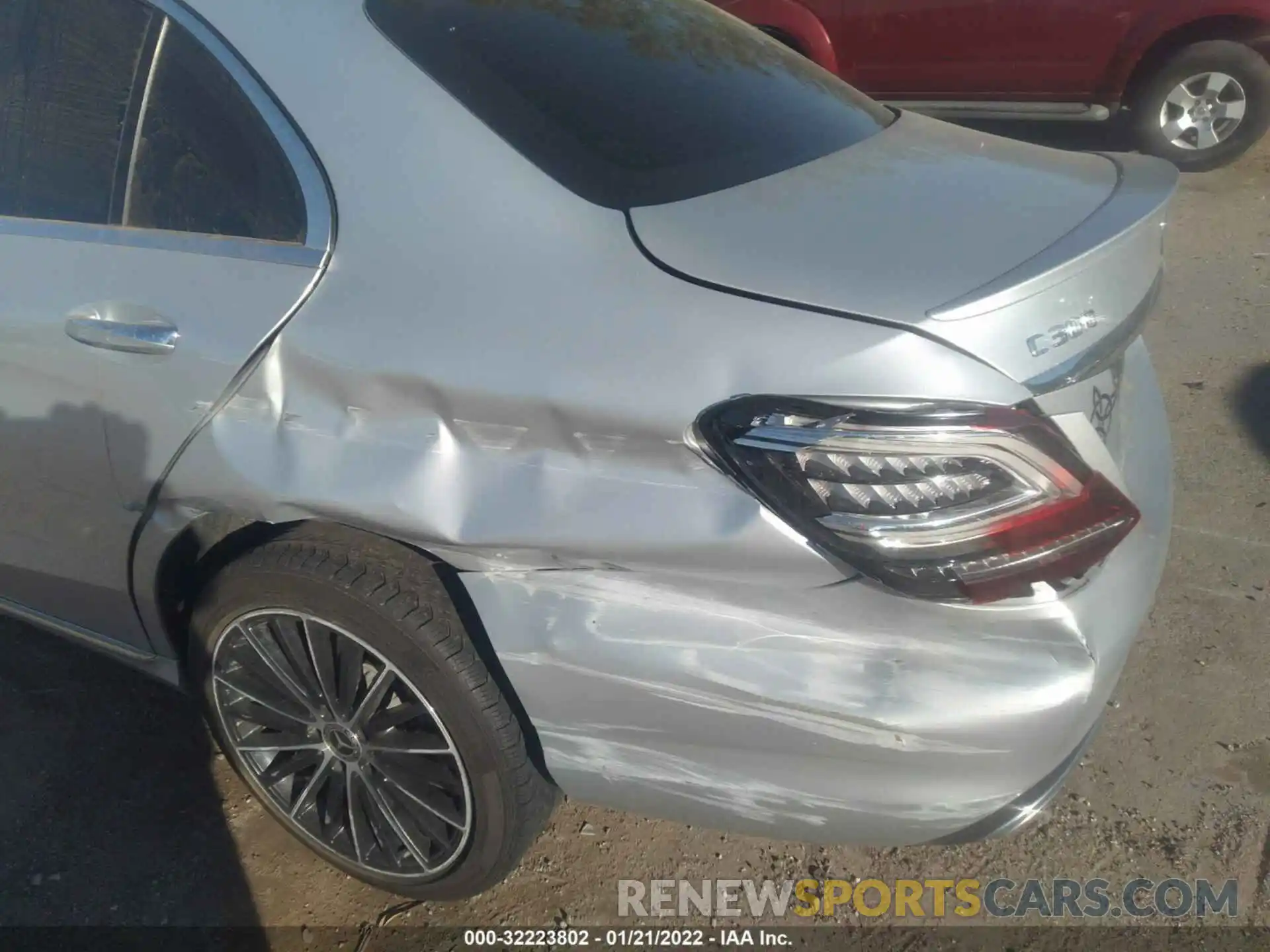 6 Photograph of a damaged car 55SWF8DB5KU315561 MERCEDES-BENZ C-CLASS 2019