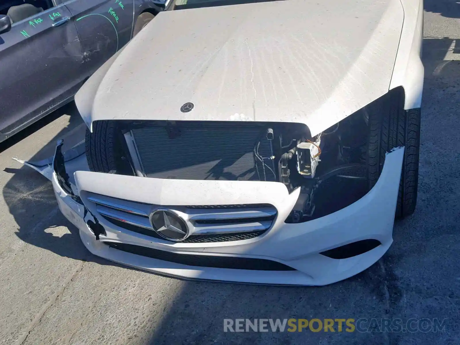 9 Photograph of a damaged car 55SWF8DB5KU316645 MERCEDES-BENZ C CLASS 2019