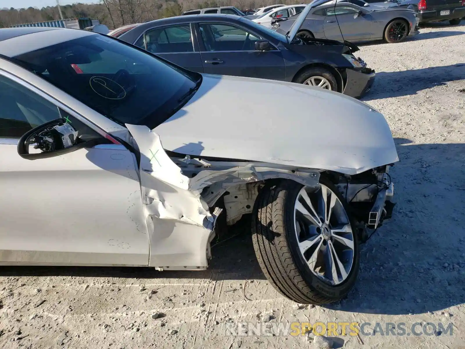 9 Photograph of a damaged car 55SWF8DB6KU286488 MERCEDES-BENZ C CLASS 2019