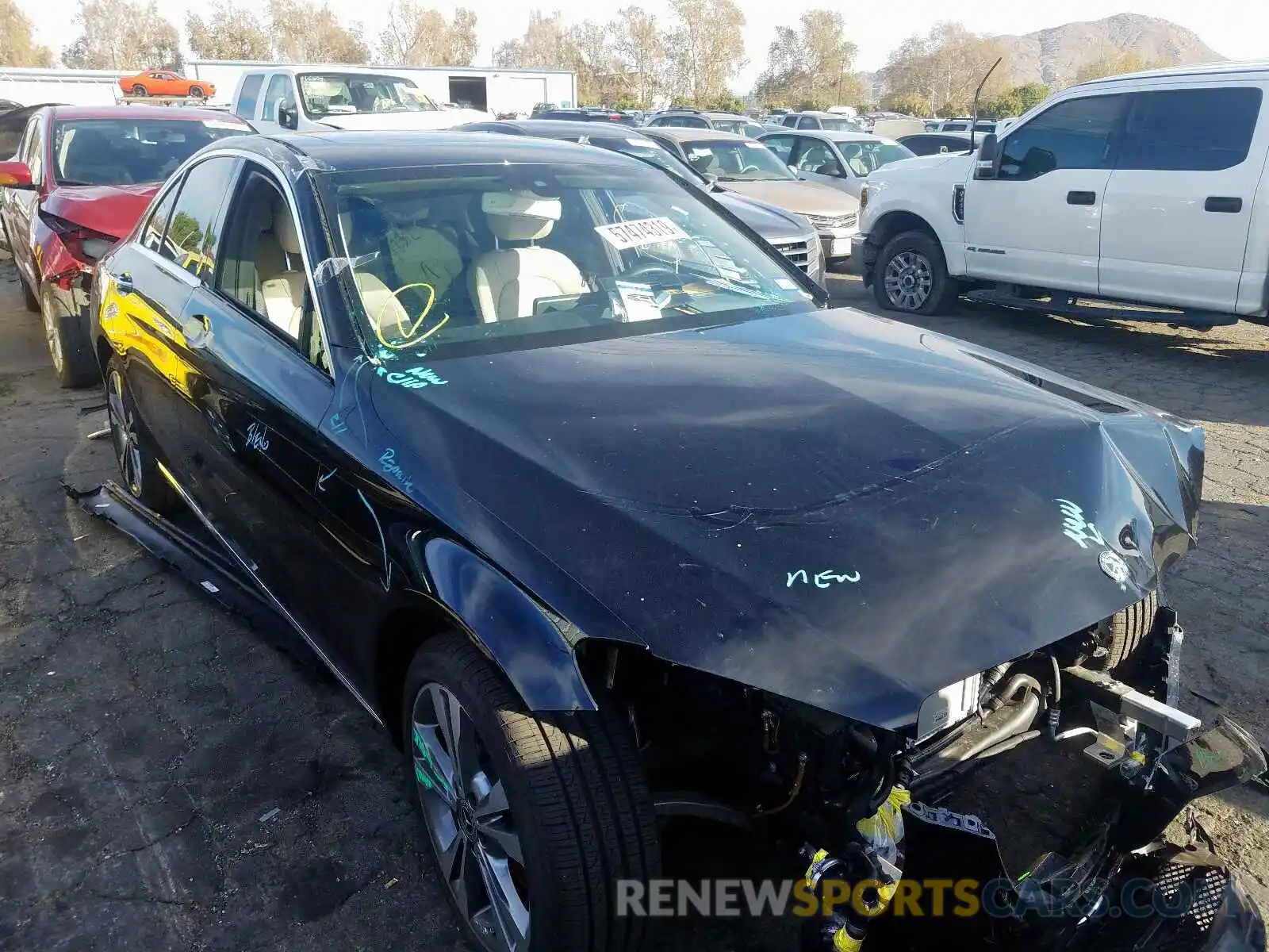 1 Photograph of a damaged car 55SWF8DB6KU287558 MERCEDES-BENZ C CLASS 2019