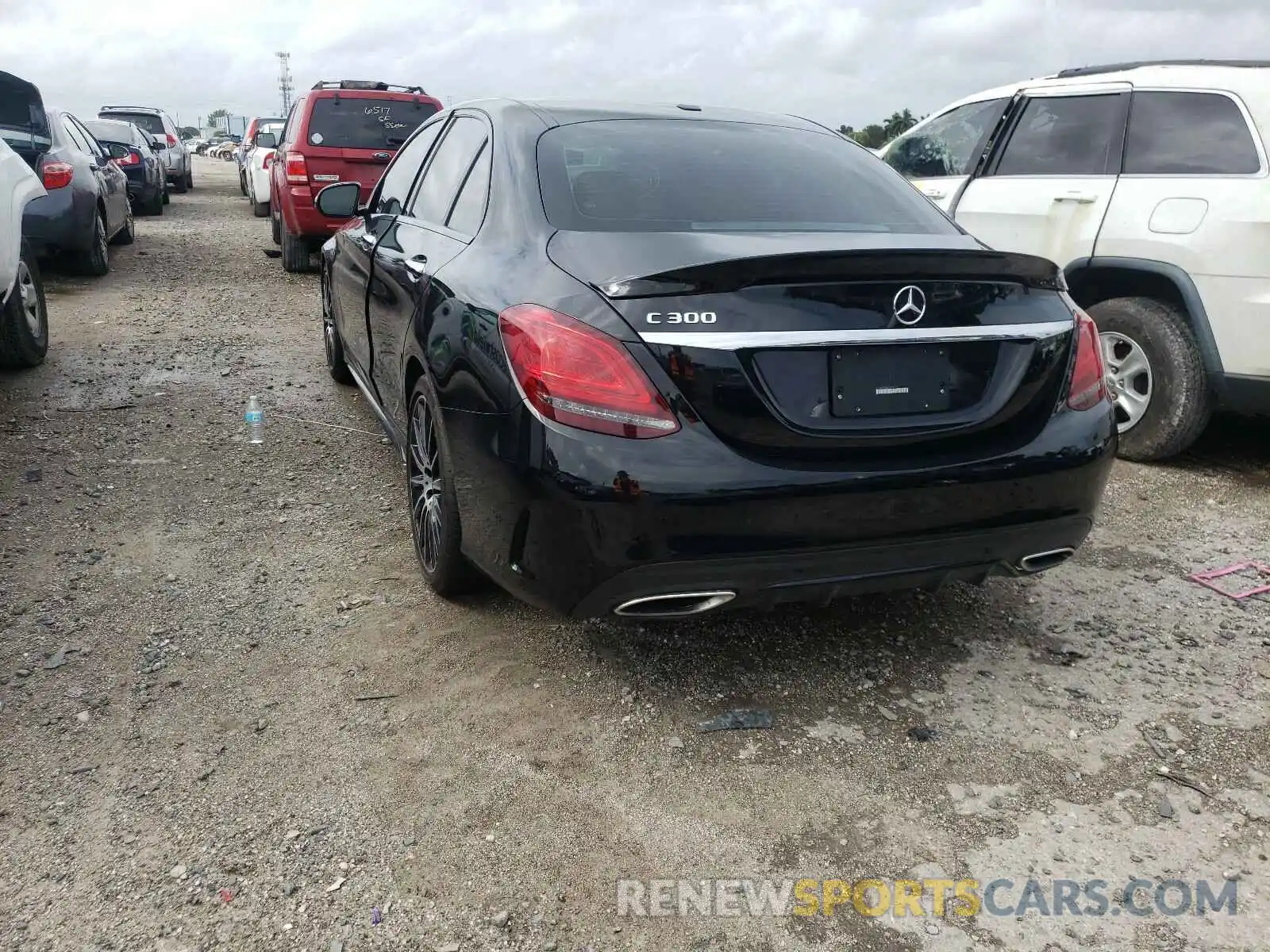 3 Photograph of a damaged car 55SWF8DB6KU294218 MERCEDES-BENZ C CLASS 2019