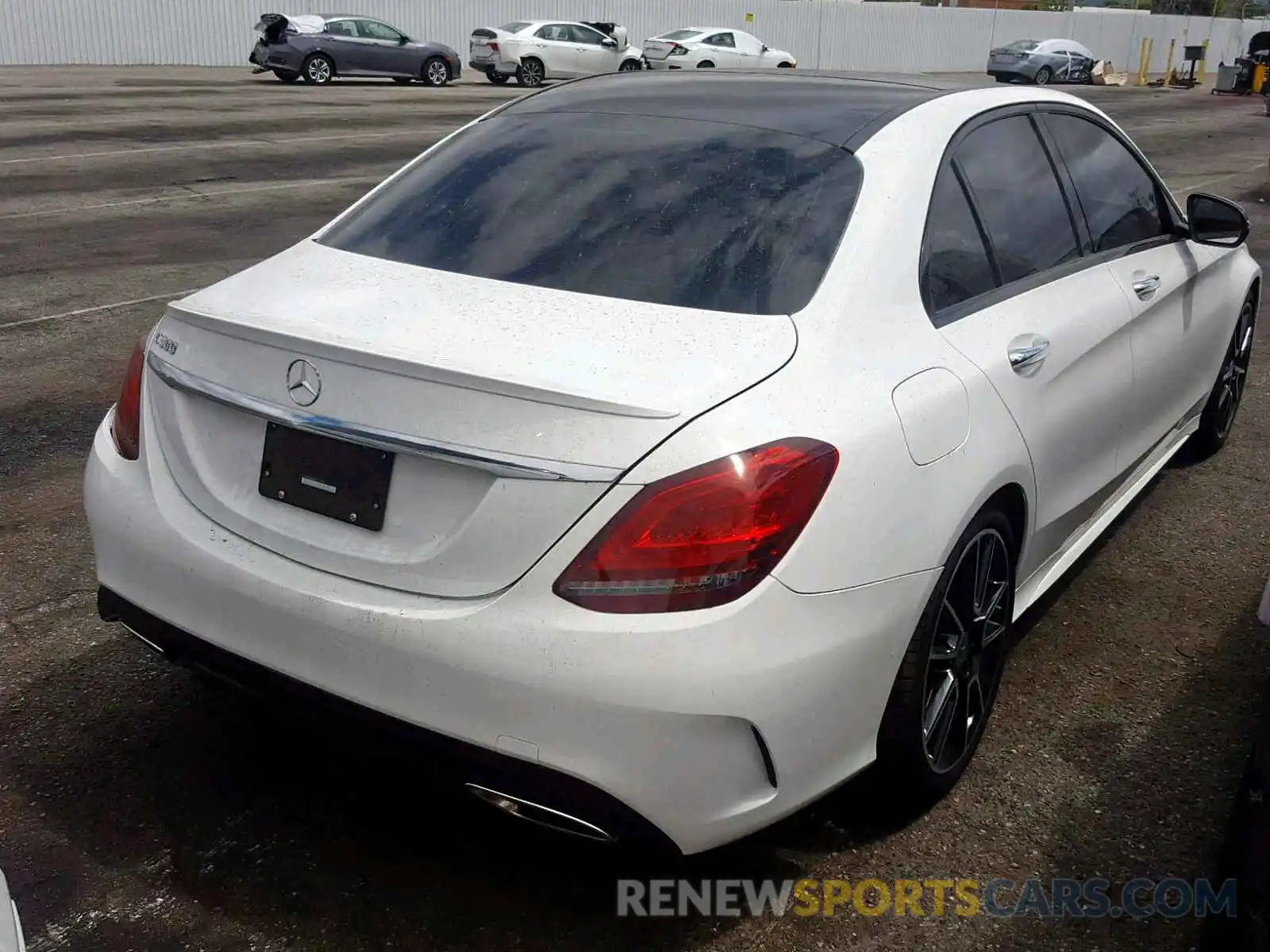 4 Photograph of a damaged car 55SWF8DB6KU294980 MERCEDES-BENZ C CLASS 2019