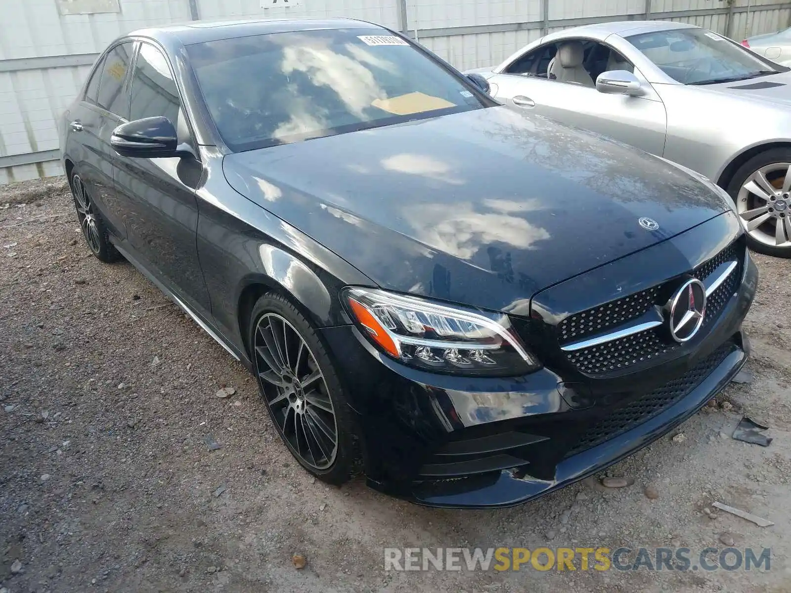 1 Photograph of a damaged car 55SWF8DB6KU298088 MERCEDES-BENZ C CLASS 2019