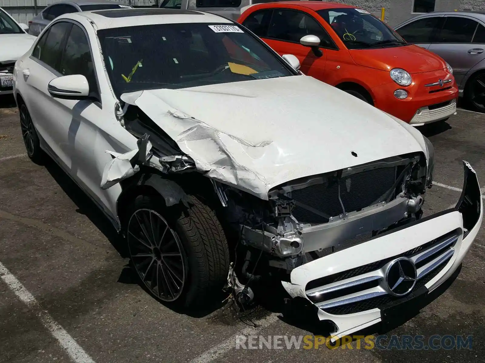 1 Photograph of a damaged car 55SWF8DB6KU298186 MERCEDES-BENZ C CLASS 2019