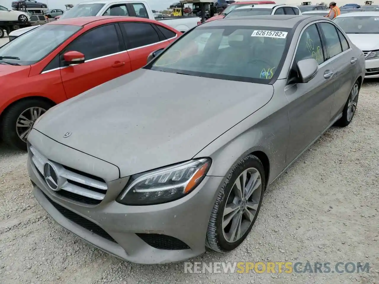 2 Photograph of a damaged car 55SWF8DB6KU300857 MERCEDES-BENZ C-CLASS 2019