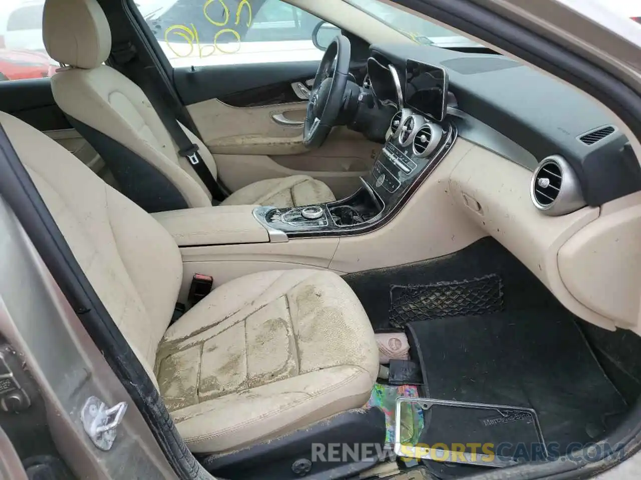 5 Photograph of a damaged car 55SWF8DB6KU300857 MERCEDES-BENZ C-CLASS 2019