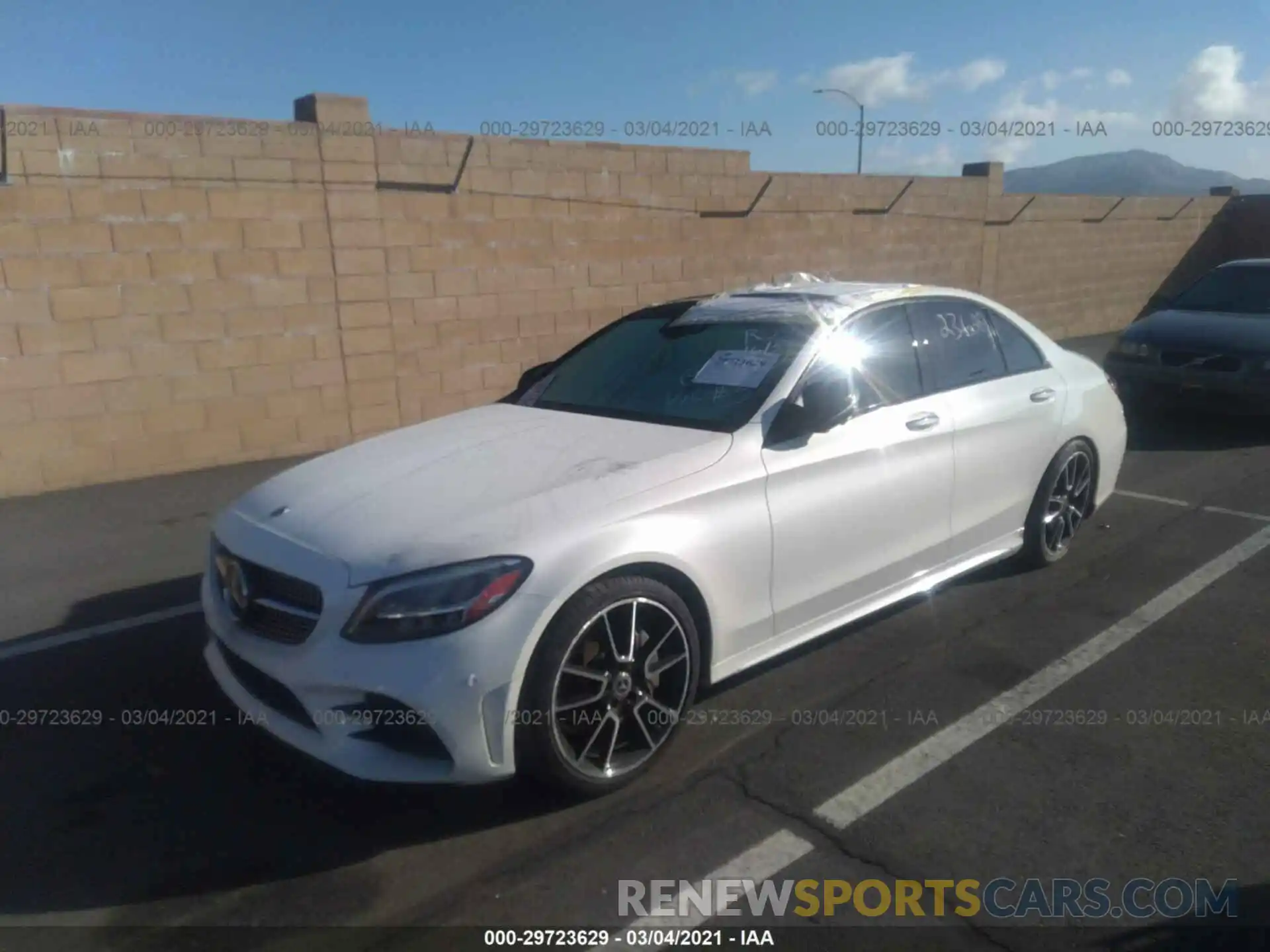 2 Photograph of a damaged car 55SWF8DB6KU304763 MERCEDES-BENZ C-CLASS 2019