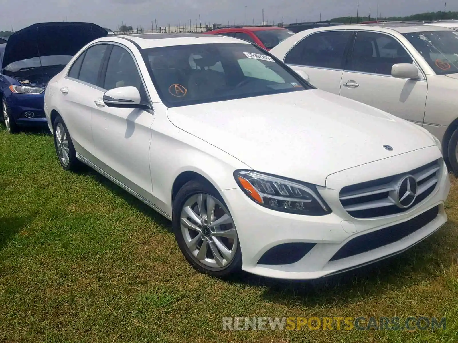 1 Photograph of a damaged car 55SWF8DB6KU306352 MERCEDES-BENZ C CLASS 2019