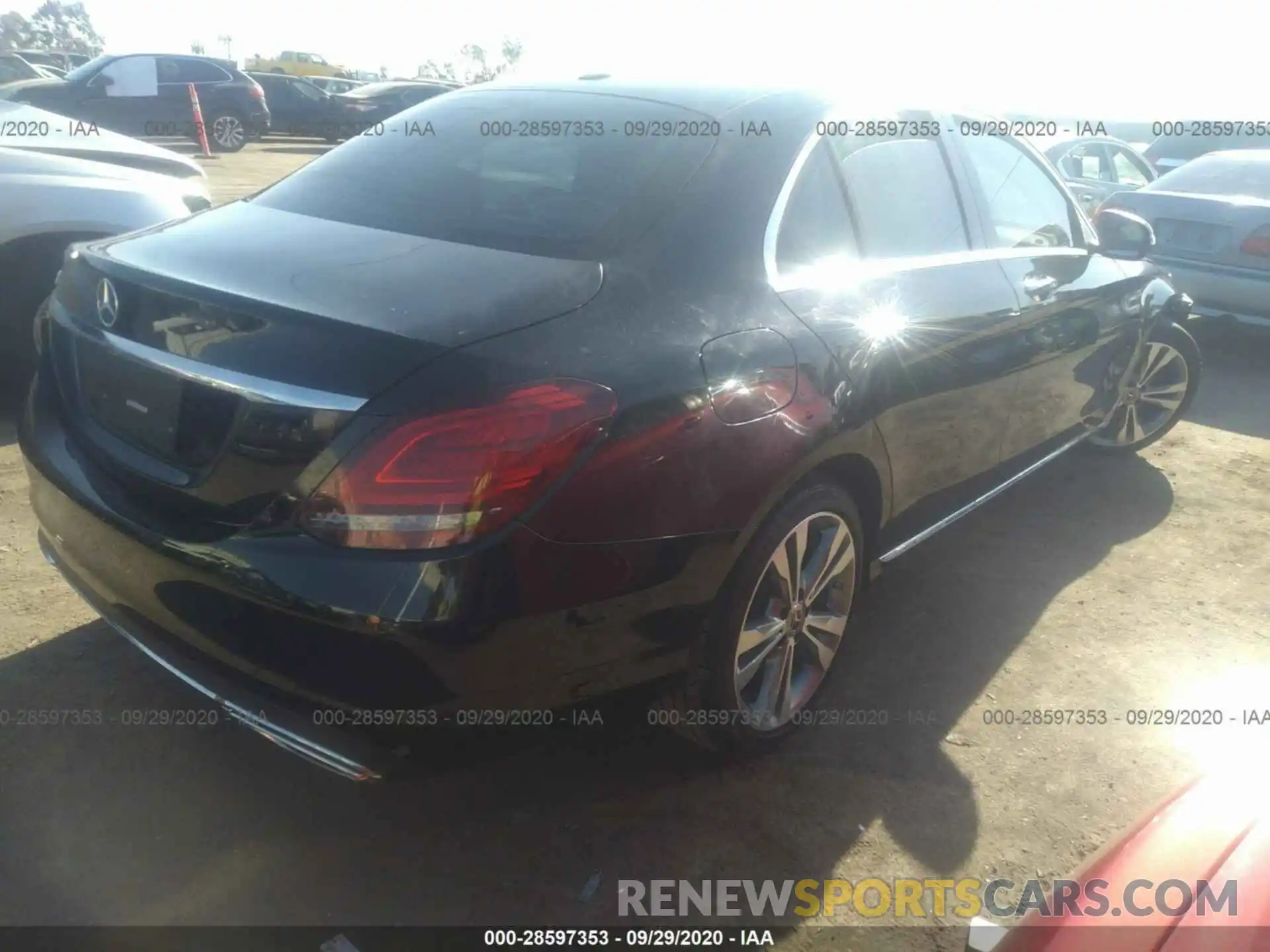 4 Photograph of a damaged car 55SWF8DB6KU306819 MERCEDES-BENZ C-CLASS 2019