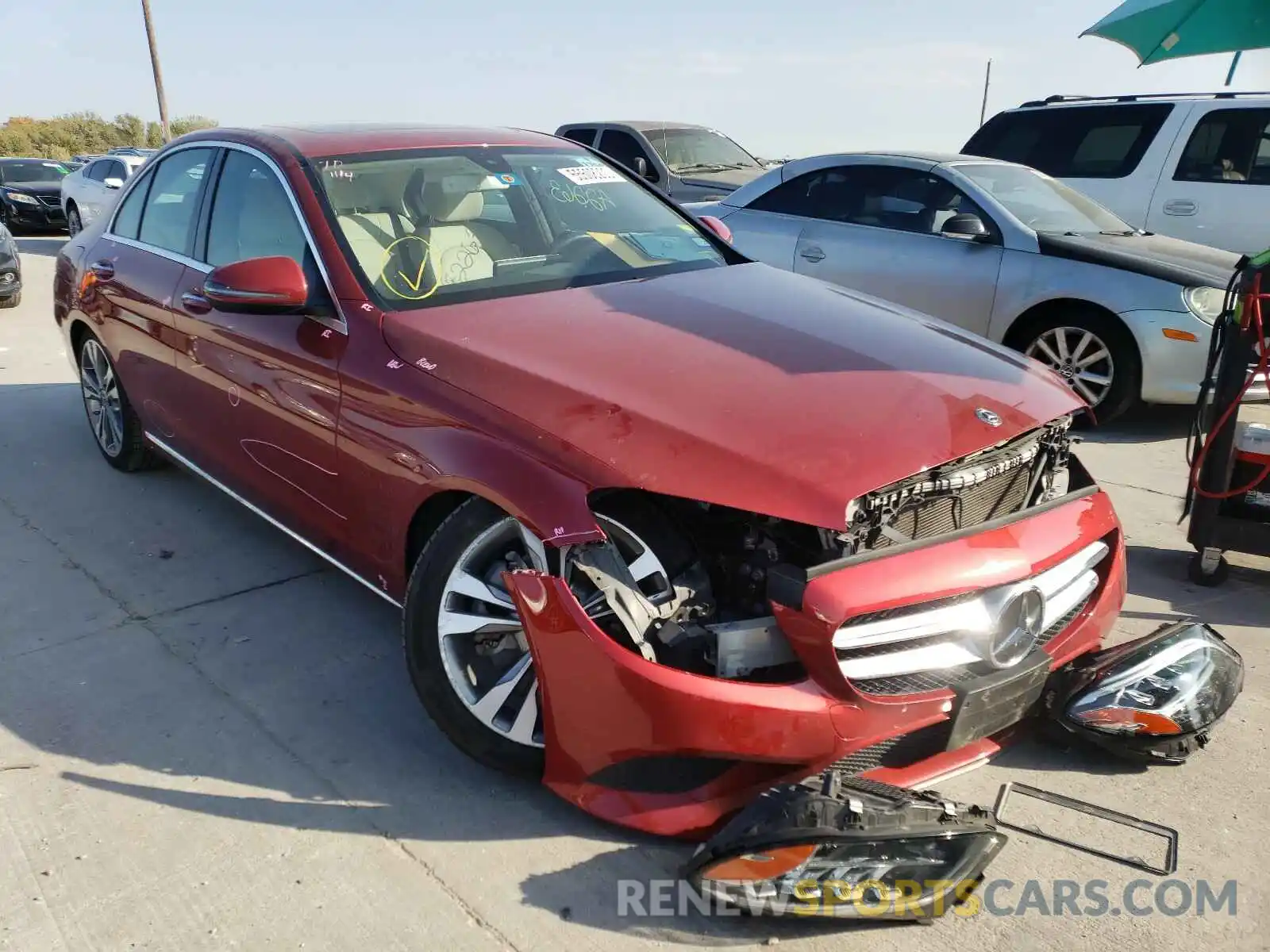 1 Photograph of a damaged car 55SWF8DB6KU312376 MERCEDES-BENZ C CLASS 2019