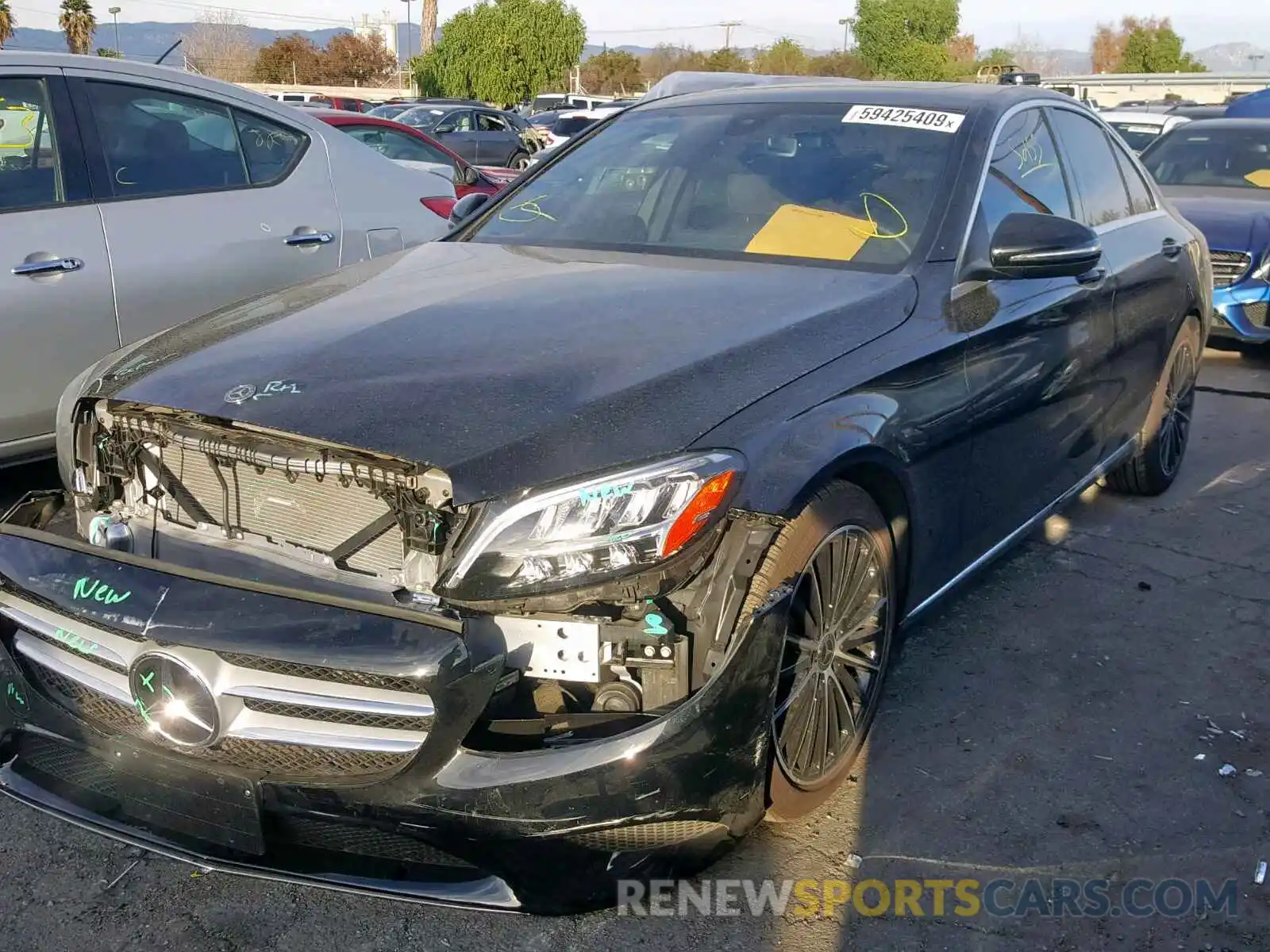 2 Photograph of a damaged car 55SWF8DB6KU313267 MERCEDES-BENZ C CLASS 2019