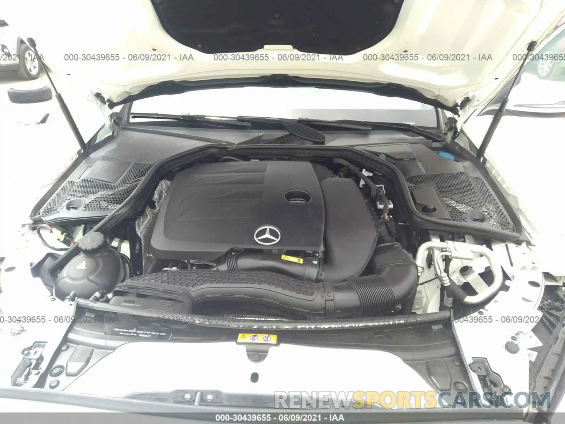 10 Photograph of a damaged car 55SWF8DB6KU314497 MERCEDES-BENZ C-CLASS 2019