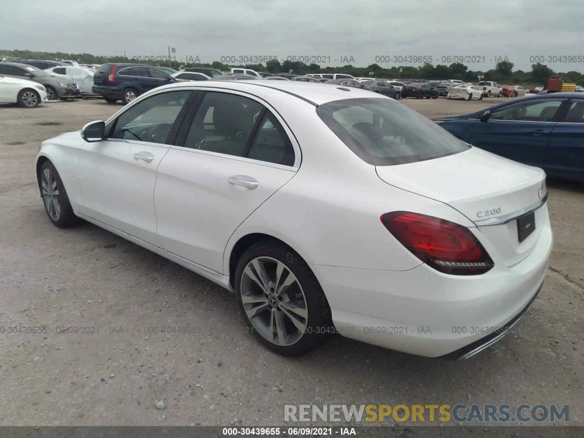 3 Photograph of a damaged car 55SWF8DB6KU314497 MERCEDES-BENZ C-CLASS 2019