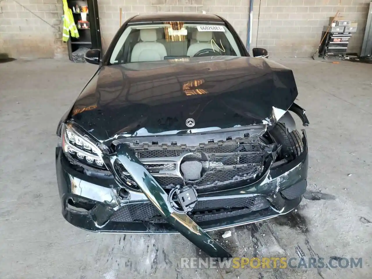 9 Photograph of a damaged car 55SWF8DB6KU321868 MERCEDES-BENZ C-CLASS 2019