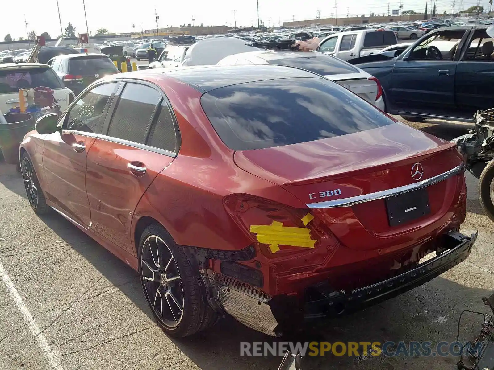 3 Photograph of a damaged car 55SWF8DB7KU283065 MERCEDES-BENZ C CLASS 2019