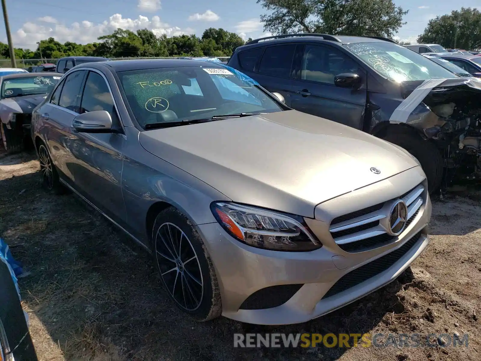 1 Photograph of a damaged car 55SWF8DB7KU283132 MERCEDES-BENZ C CLASS 2019