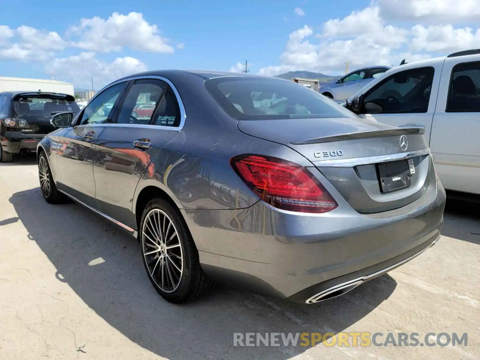 3 Photograph of a damaged car 55SWF8DB7KU286306 MERCEDES-BENZ C CLASS 2019