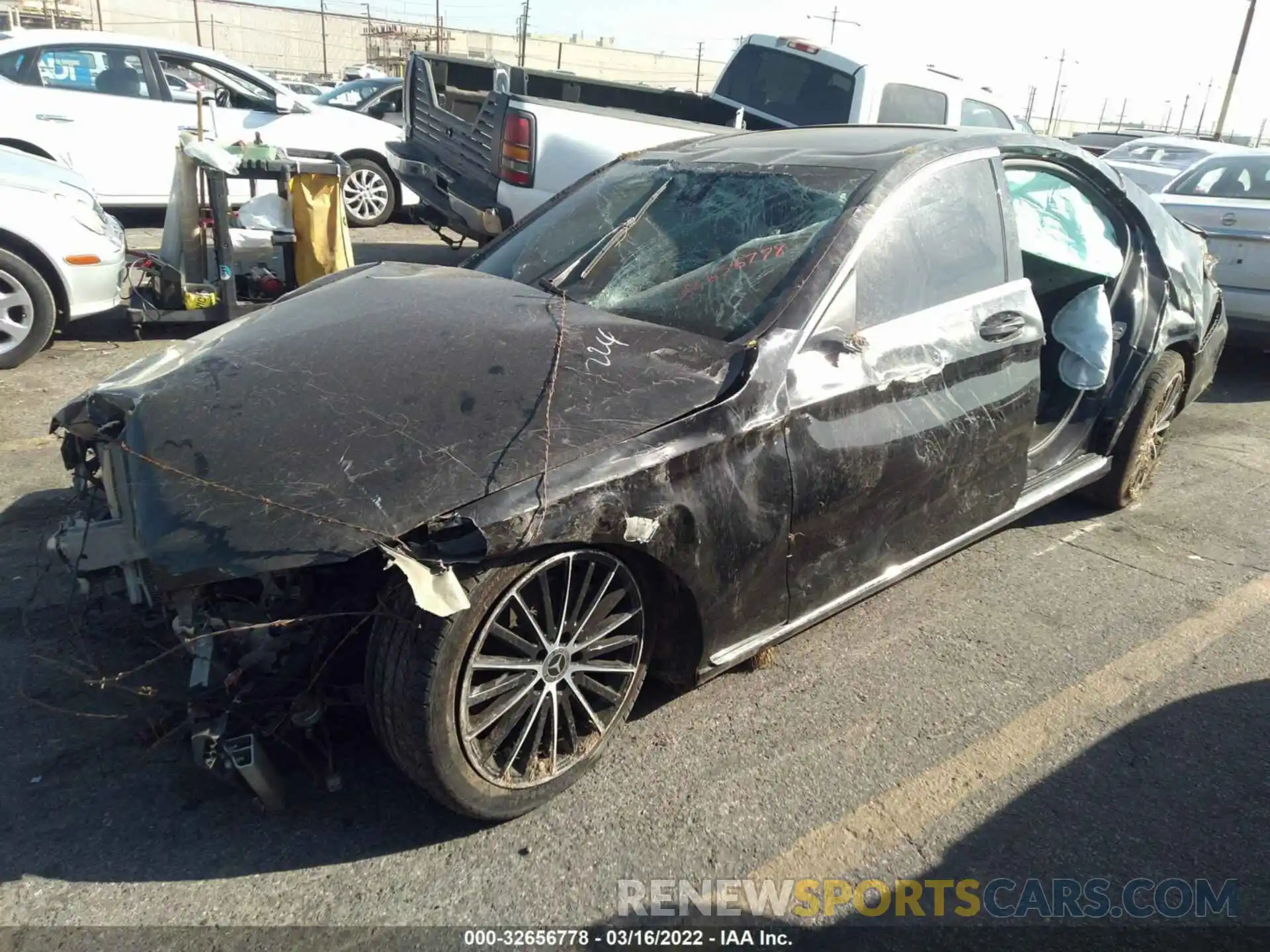 2 Photograph of a damaged car 55SWF8DB7KU286659 MERCEDES-BENZ C-CLASS 2019