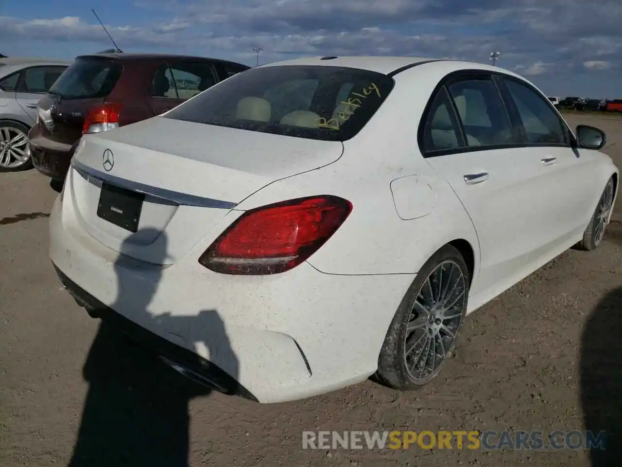 4 Photograph of a damaged car 55SWF8DB7KU287682 MERCEDES-BENZ C-CLASS 2019