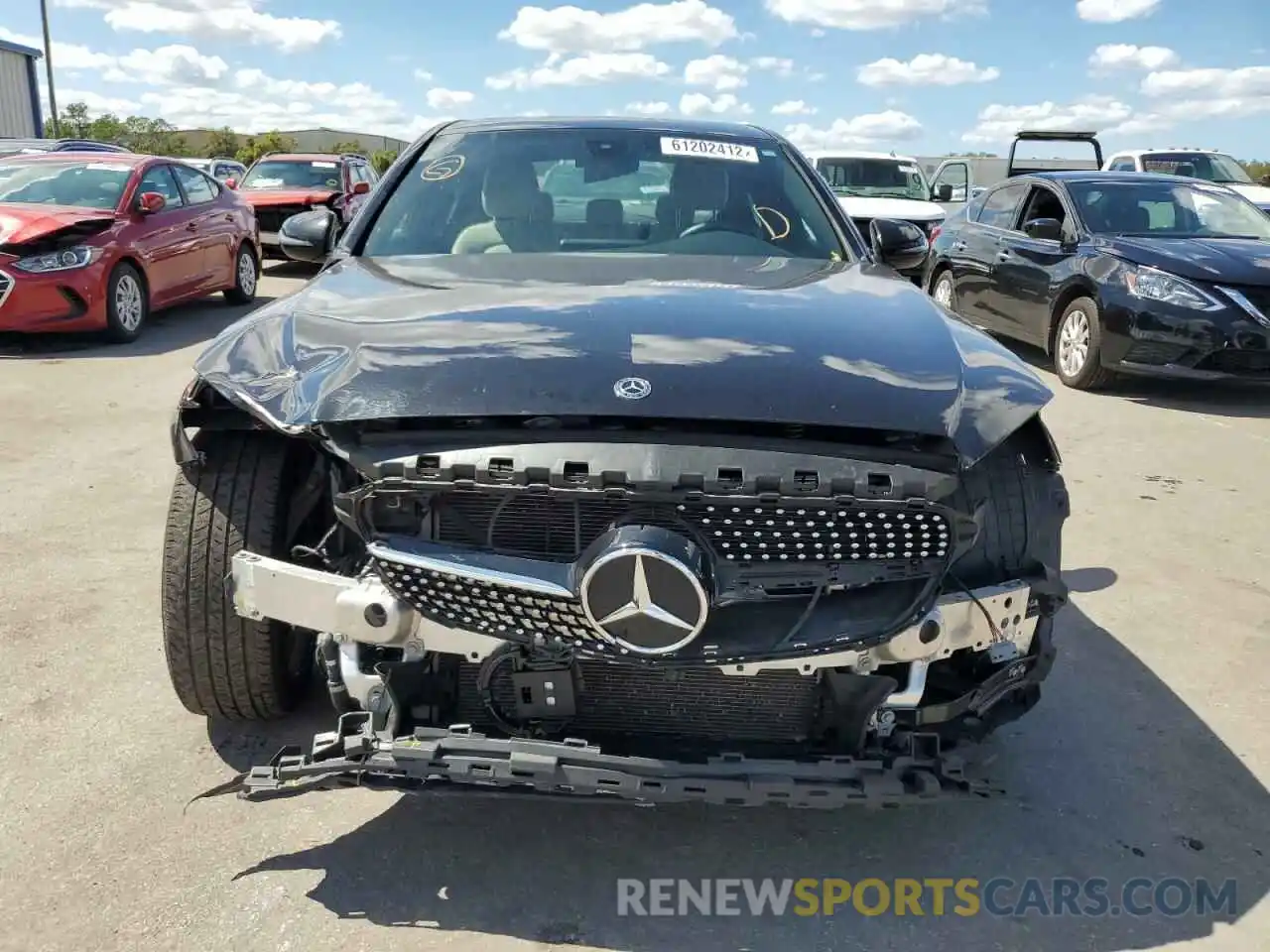 9 Photograph of a damaged car 55SWF8DB7KU292610 MERCEDES-BENZ C-CLASS 2019