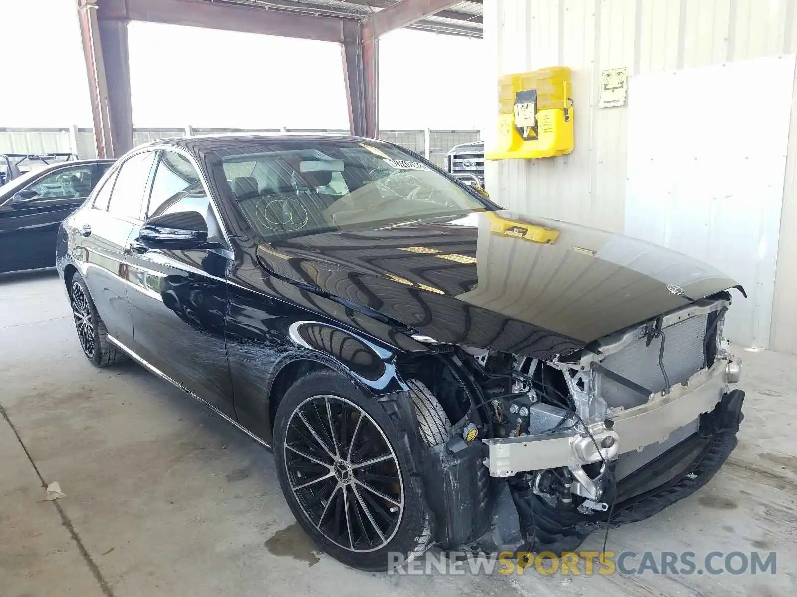 1 Photograph of a damaged car 55SWF8DB7KU293711 MERCEDES-BENZ C CLASS 2019