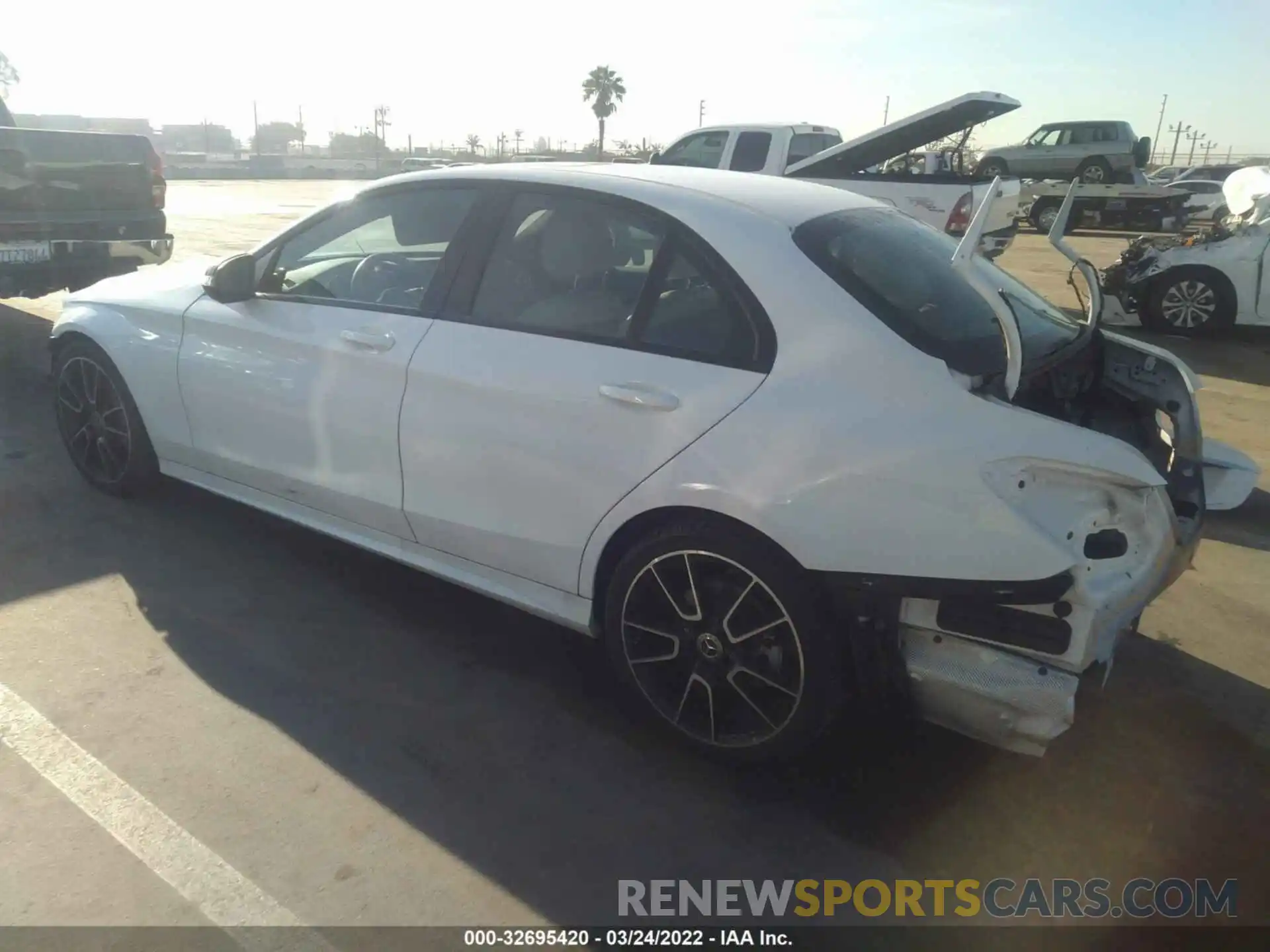 3 Photograph of a damaged car 55SWF8DB7KU294325 MERCEDES-BENZ C-CLASS 2019