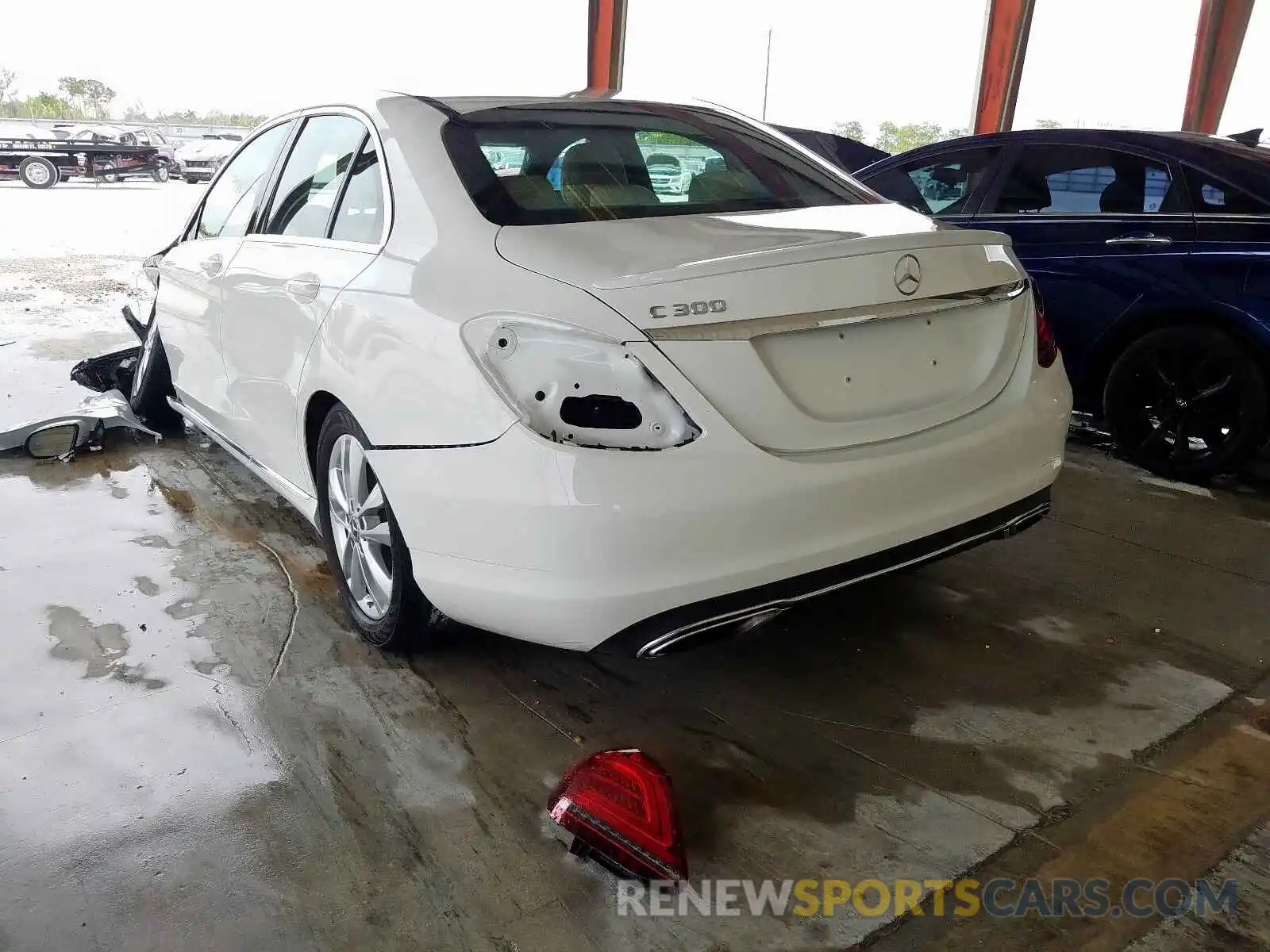 3 Photograph of a damaged car 55SWF8DB7KU294809 MERCEDES-BENZ C CLASS 2019