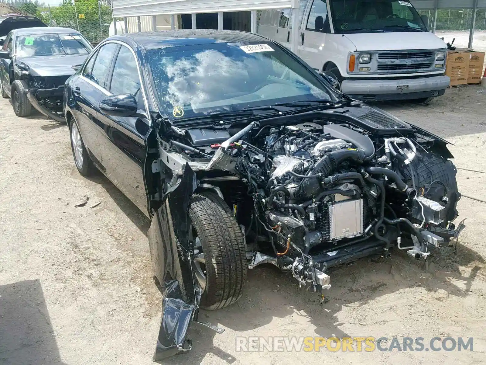 1 Photograph of a damaged car 55SWF8DB7KU295300 MERCEDES-BENZ C CLASS 2019