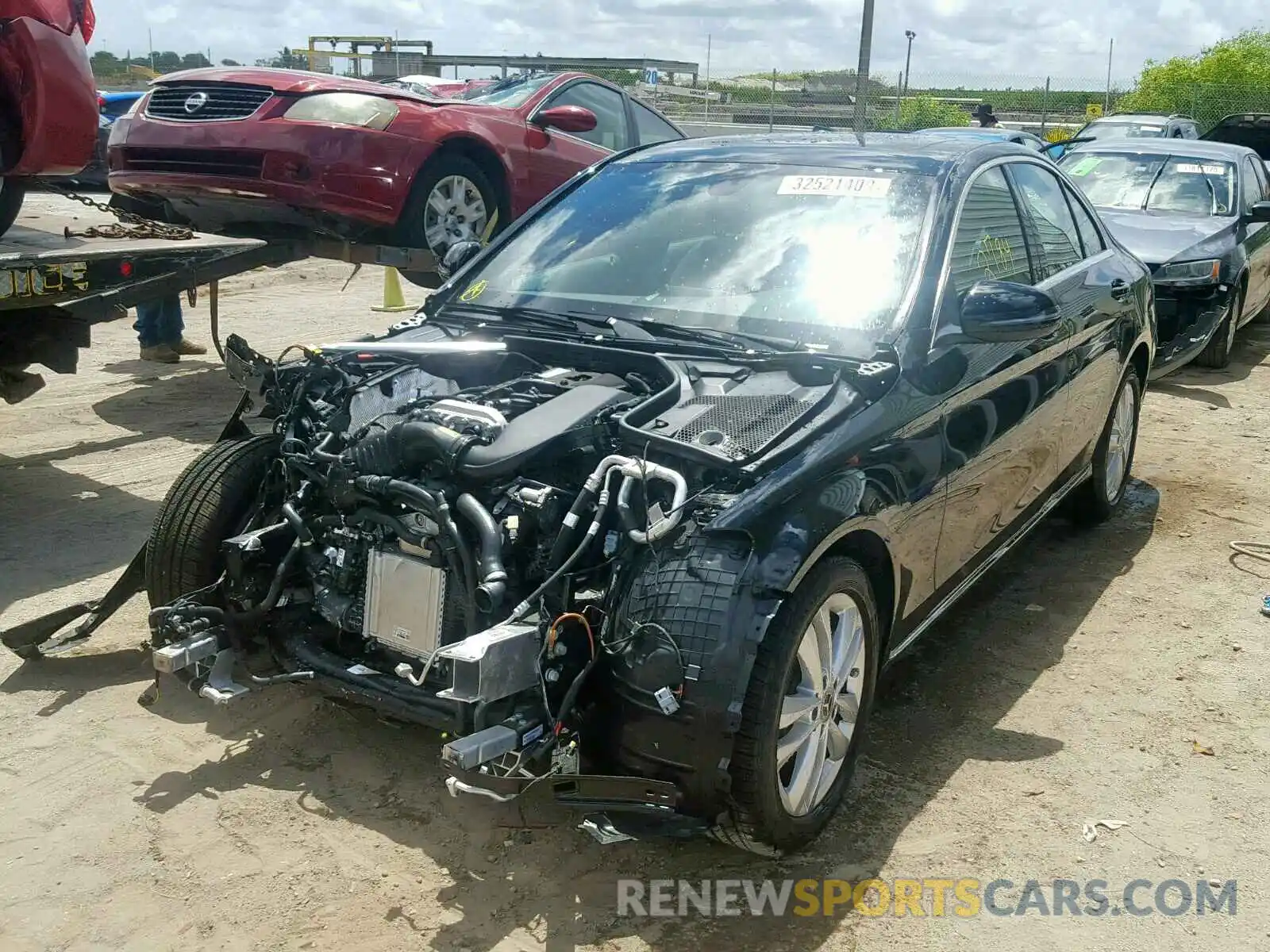 2 Photograph of a damaged car 55SWF8DB7KU295300 MERCEDES-BENZ C CLASS 2019