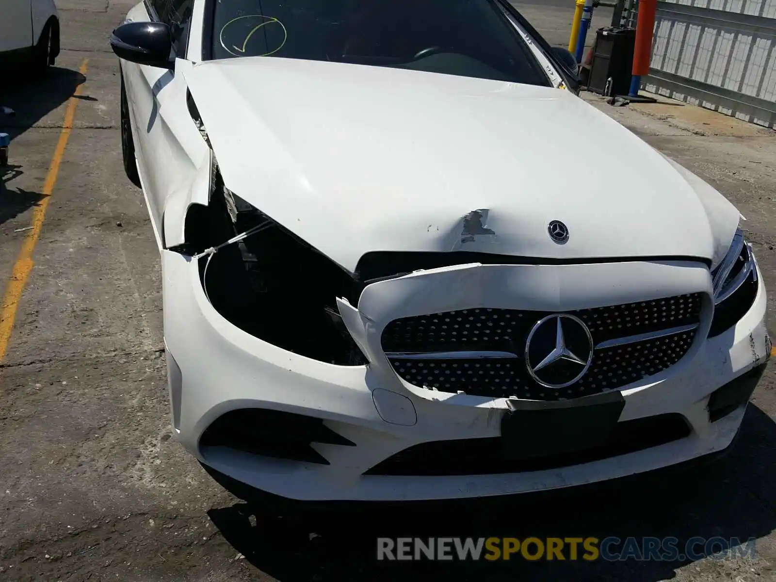 9 Photograph of a damaged car 55SWF8DB7KU296964 MERCEDES-BENZ C CLASS 2019