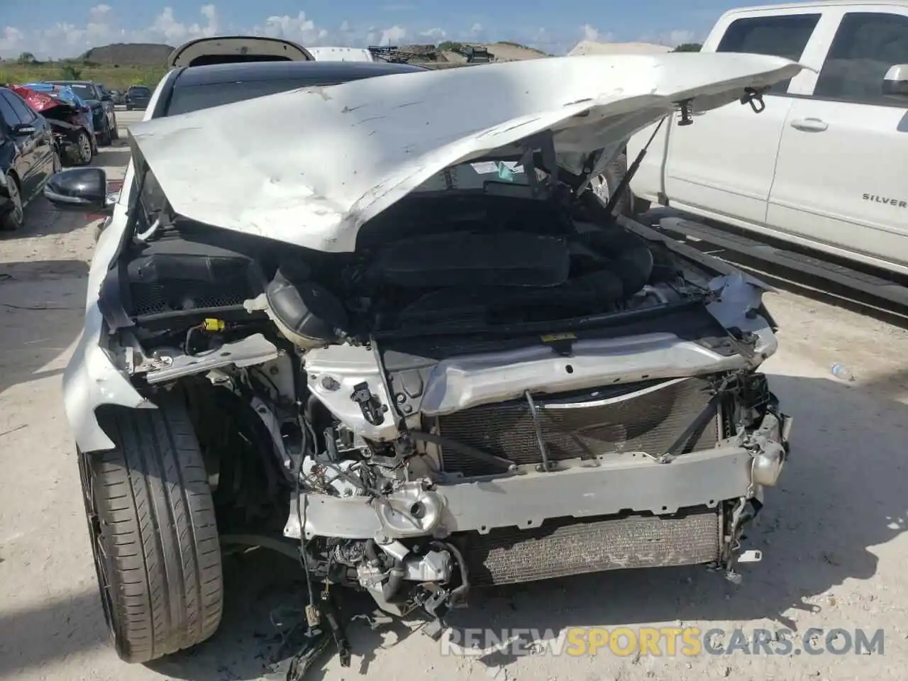 9 Photograph of a damaged car 55SWF8DB7KU297080 MERCEDES-BENZ C-CLASS 2019